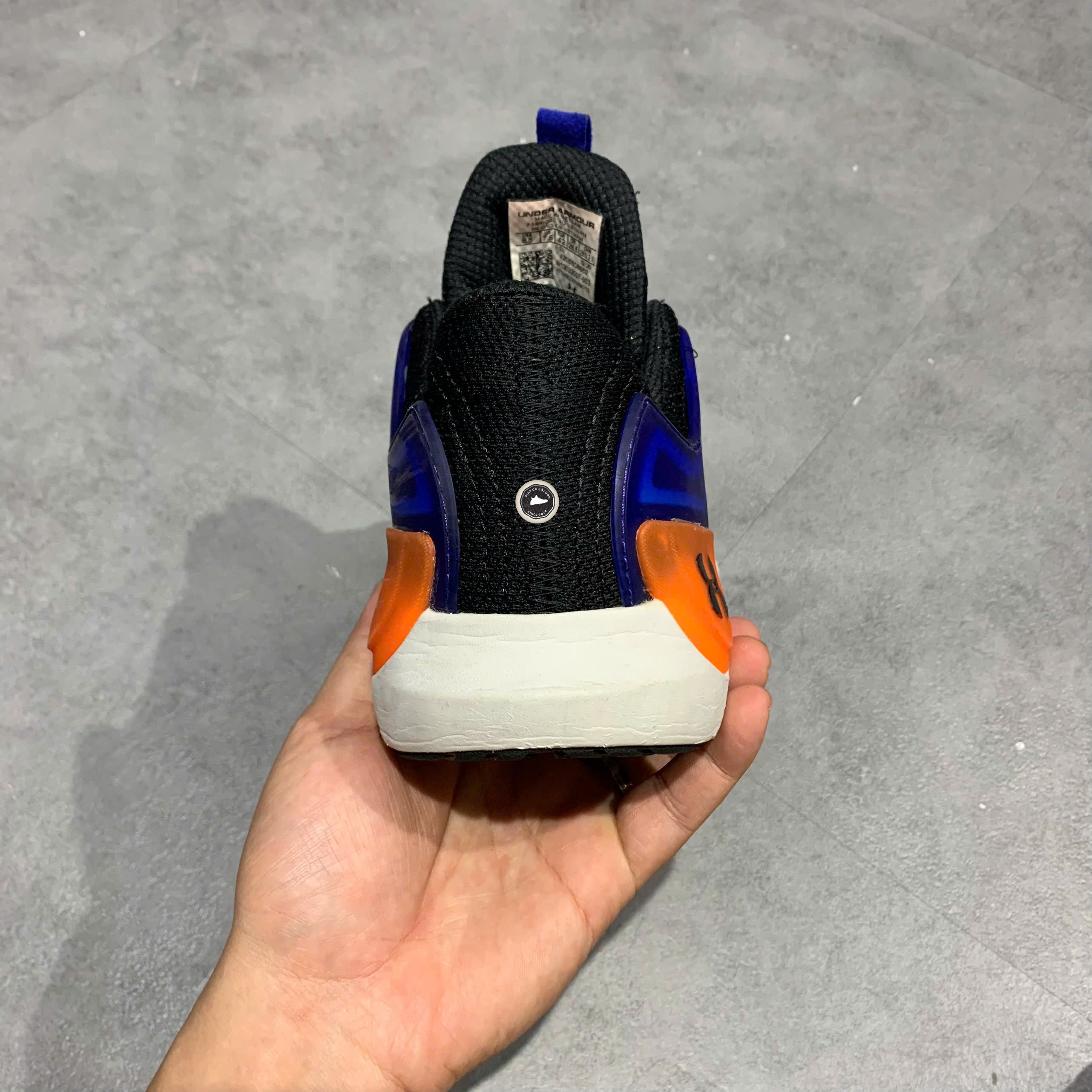 Under Armour HOVR Apex 2 Black Blue Orange - 3023007-003 - Size 42 - GIÀY 2HAND CHÍNH HÃNG PVN25613