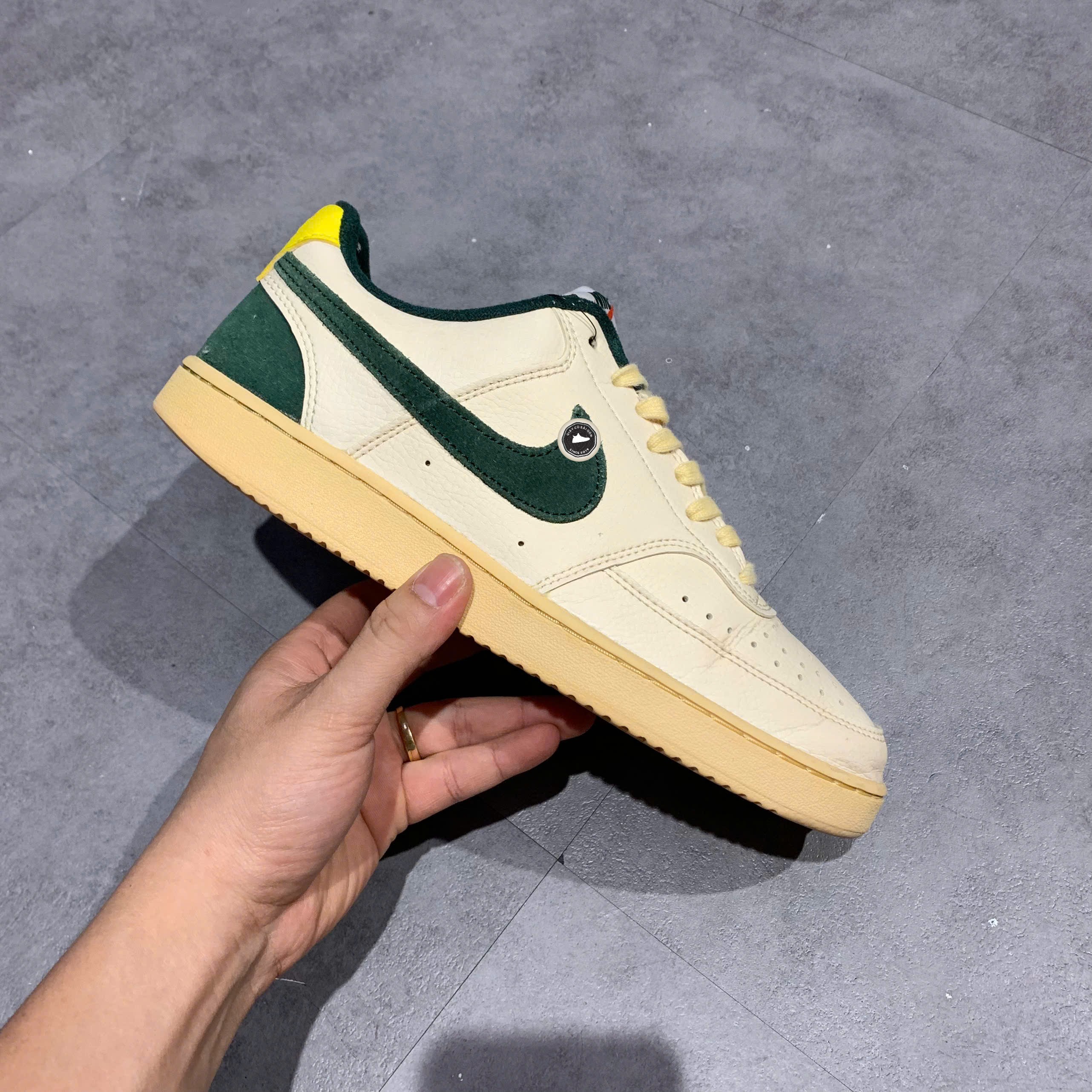 Nike Court Vision Low 'Sail Pro Green' - FD0320-133 - Size 42 - GIÀY 2HAND CHÍNH HÃNG PVN25616