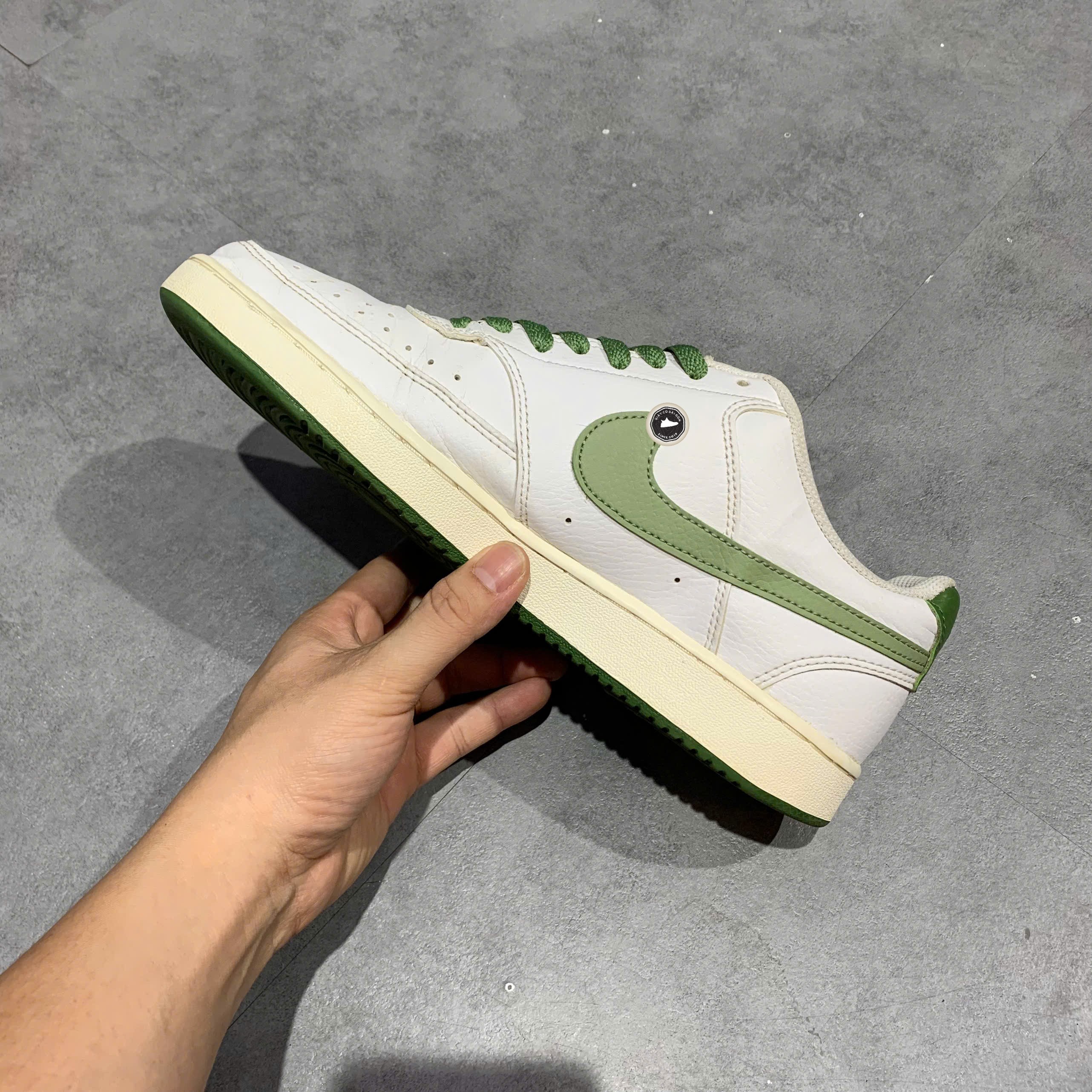 Nike Court Vision Low Next Nature 'White Oil Green' - FJ5480-100 - Size 42.5 - GIÀY 2HAND CHÍNH HÃNG PVN25517