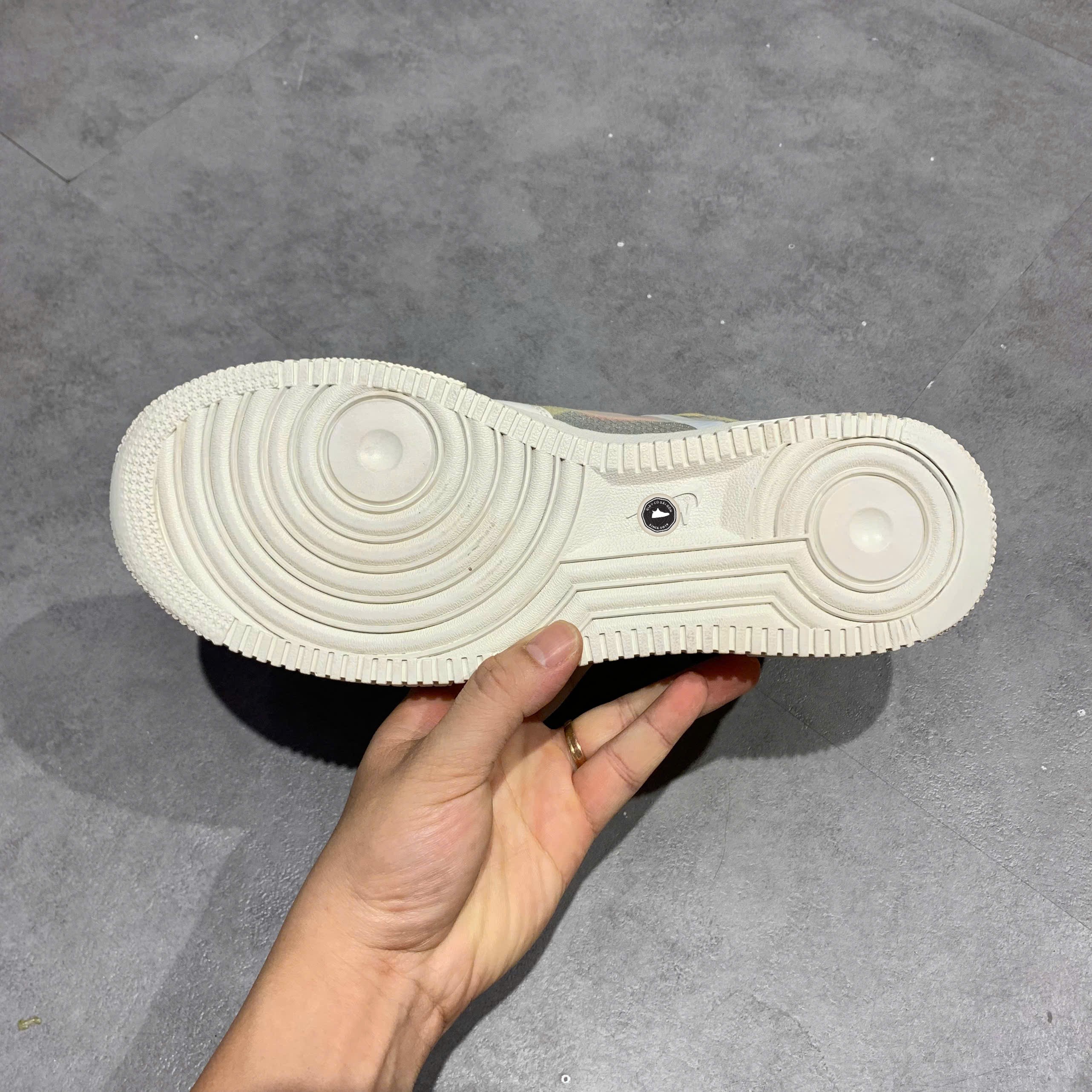 Nike Air Force 1 Type Summit White - CI0054-100 - Size 42 - GIÀY 2HAND CHÍNH HÃNG PVN25512