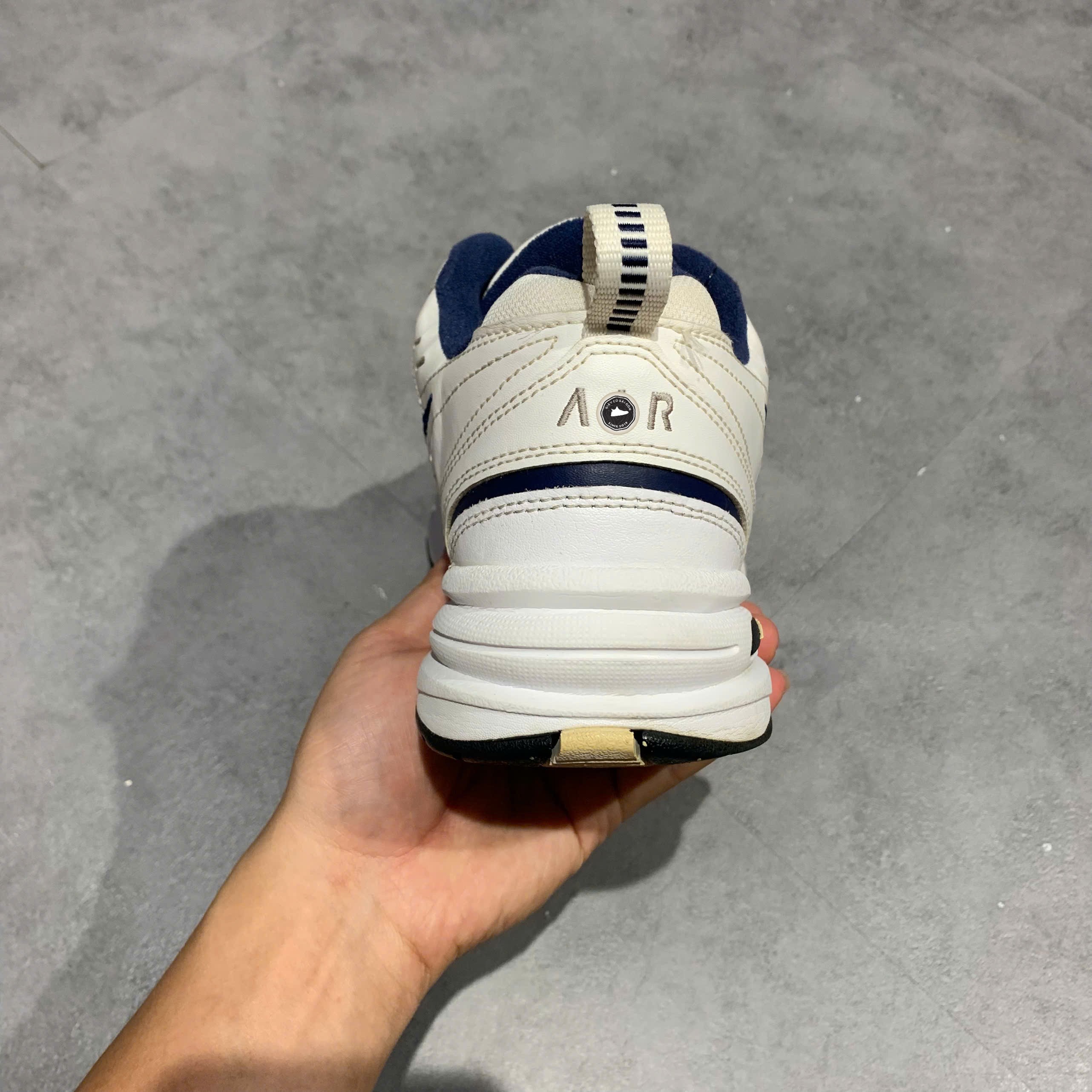 Nike Air Monarch IV White Navy - 415445-102 - Size 43 - GIÀY 2HAND CHÍNH HÃNG PVN26415