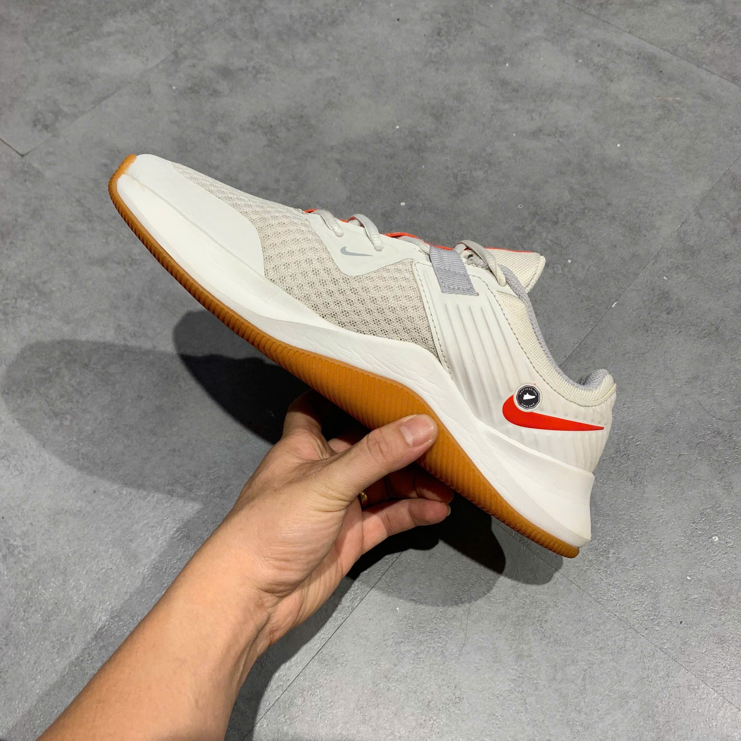 Nike MC Trainer Platinum Tint Chile Red - CU3580-004 - Size 42.5 - GIÀY 2HAND CHÍNH HÃNG PVN26279