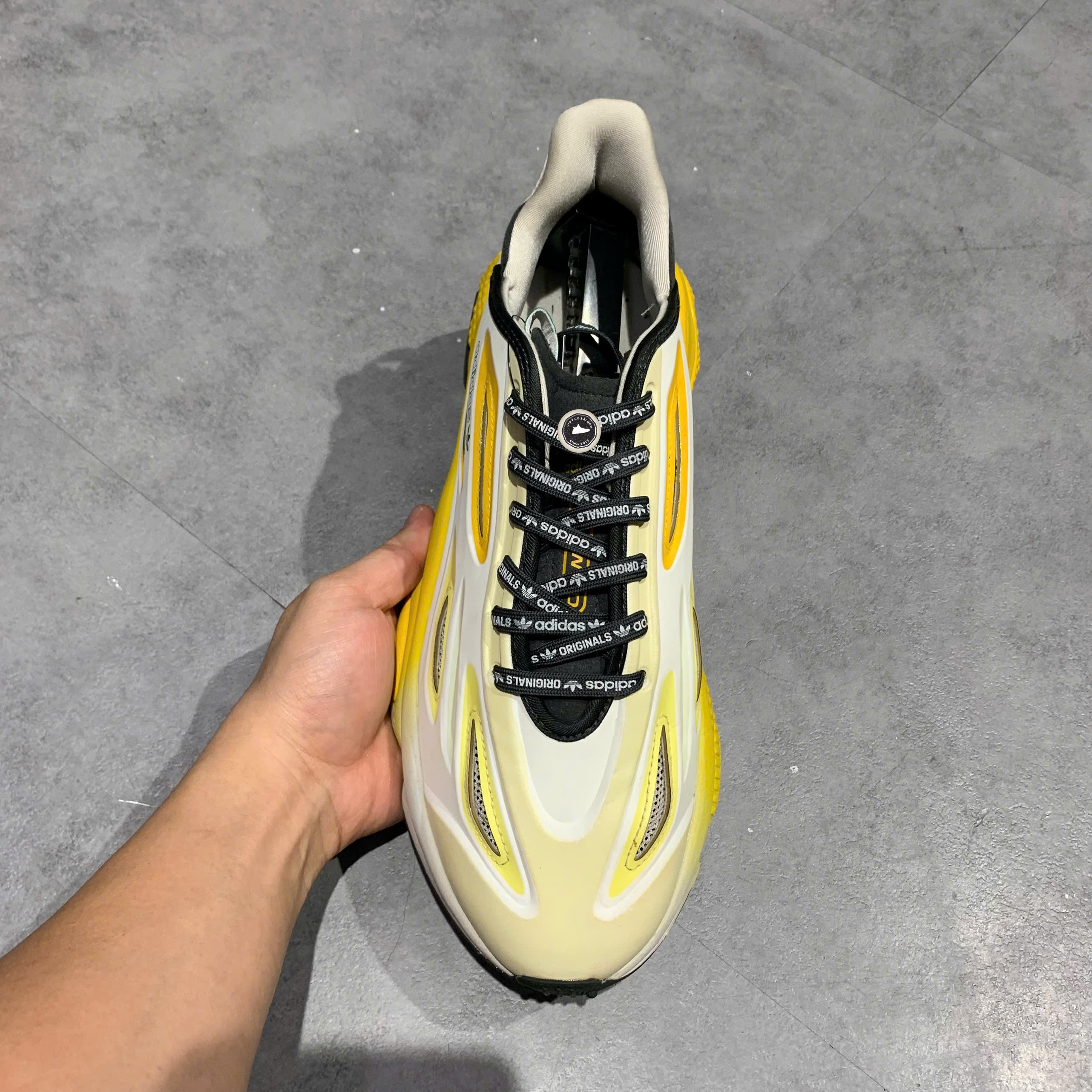 adidas Ozweego Celox White Solar Yellow Green - GX3003 - Size 43 1/3 - GIÀY 2HAND CHÍNH HÃNG PVN26392