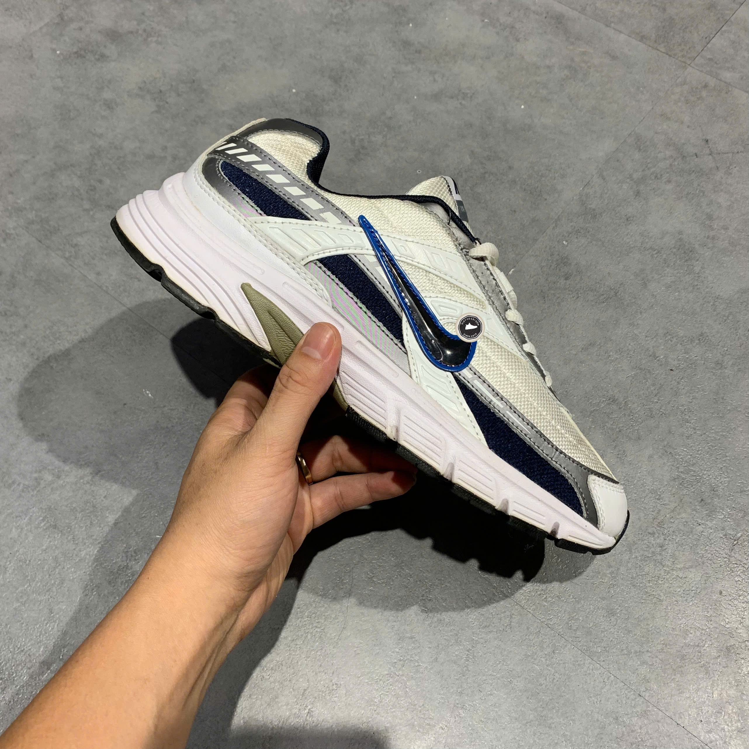 Nike Initiator White Obsidian Metallic Silver - 394055-101 - Size 41 - GIÀY 2HAND CHÍNH HÃNG PVN26342