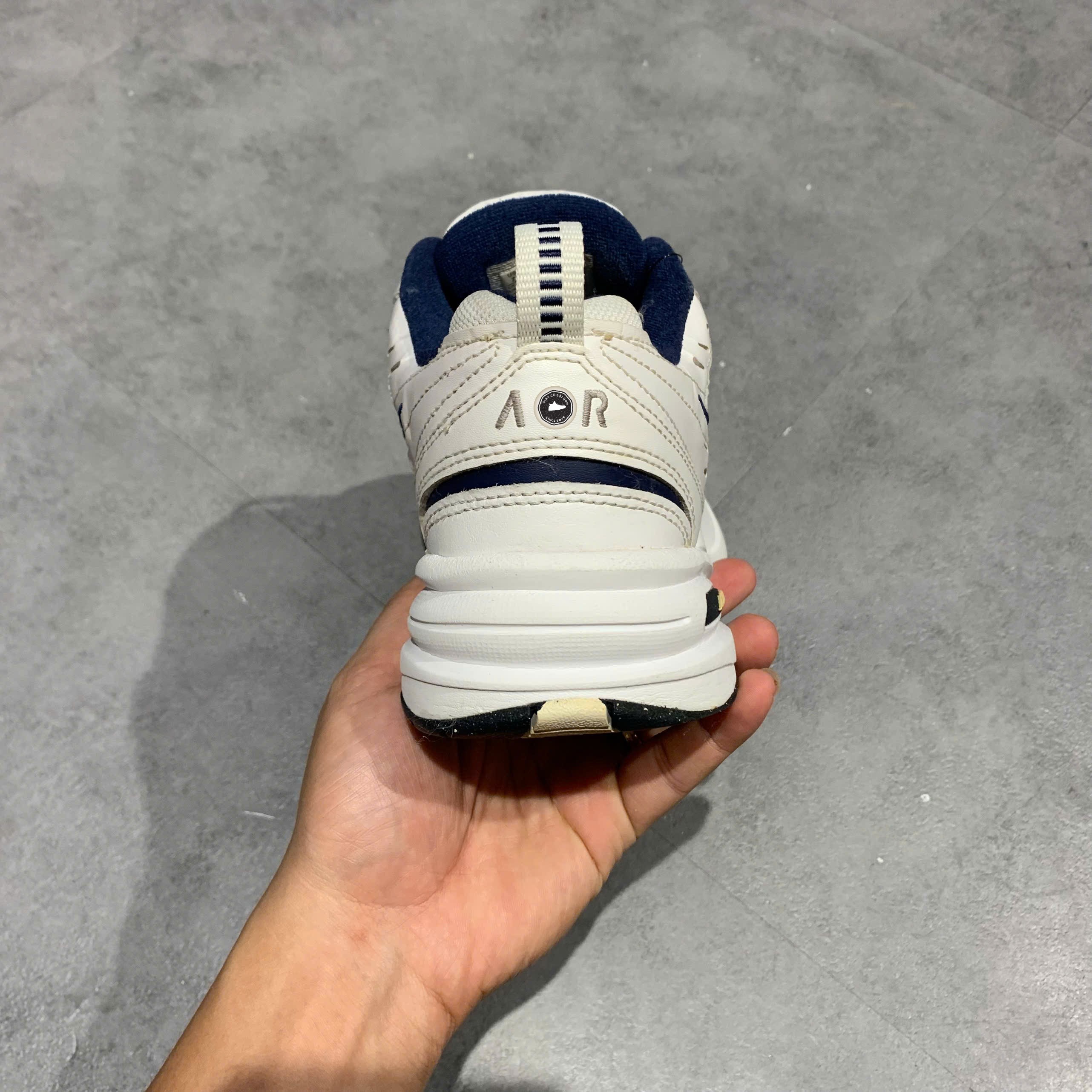Nike Air Monarch IV White Navy - 415445-102 - Size 40 - GIÀY 2HAND CHÍNH HÃNG PVN26407