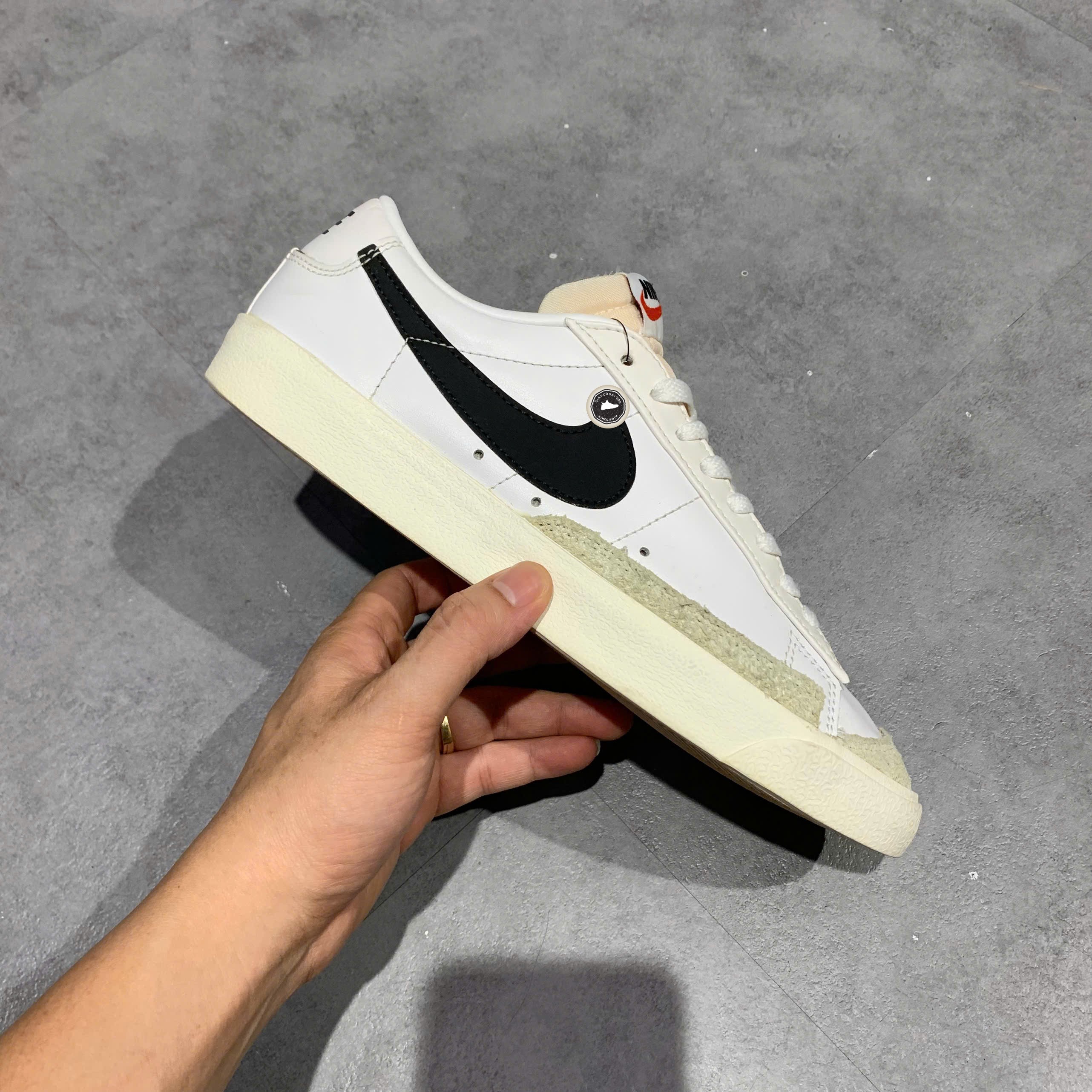 Nike Blazer Low '77 Vintage White Black - DA6364-101 - Size 40.5 - GIÀY 2HAND CHÍNH HÃNG PVN26375