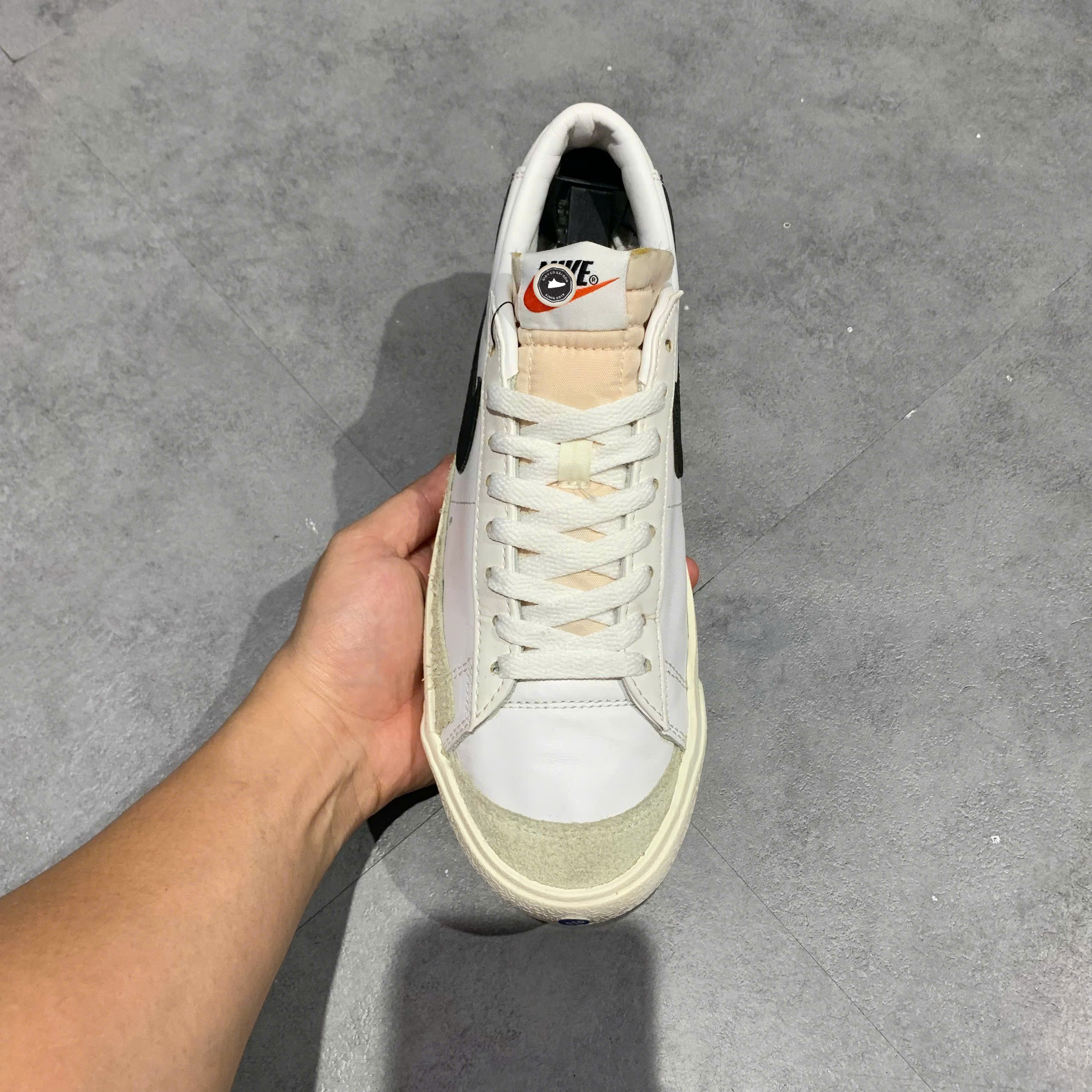 Nike Blazer Low '77 Vintage White Black - DA6364-101 - Size 40.5 - GIÀY 2HAND CHÍNH HÃNG PVN26375