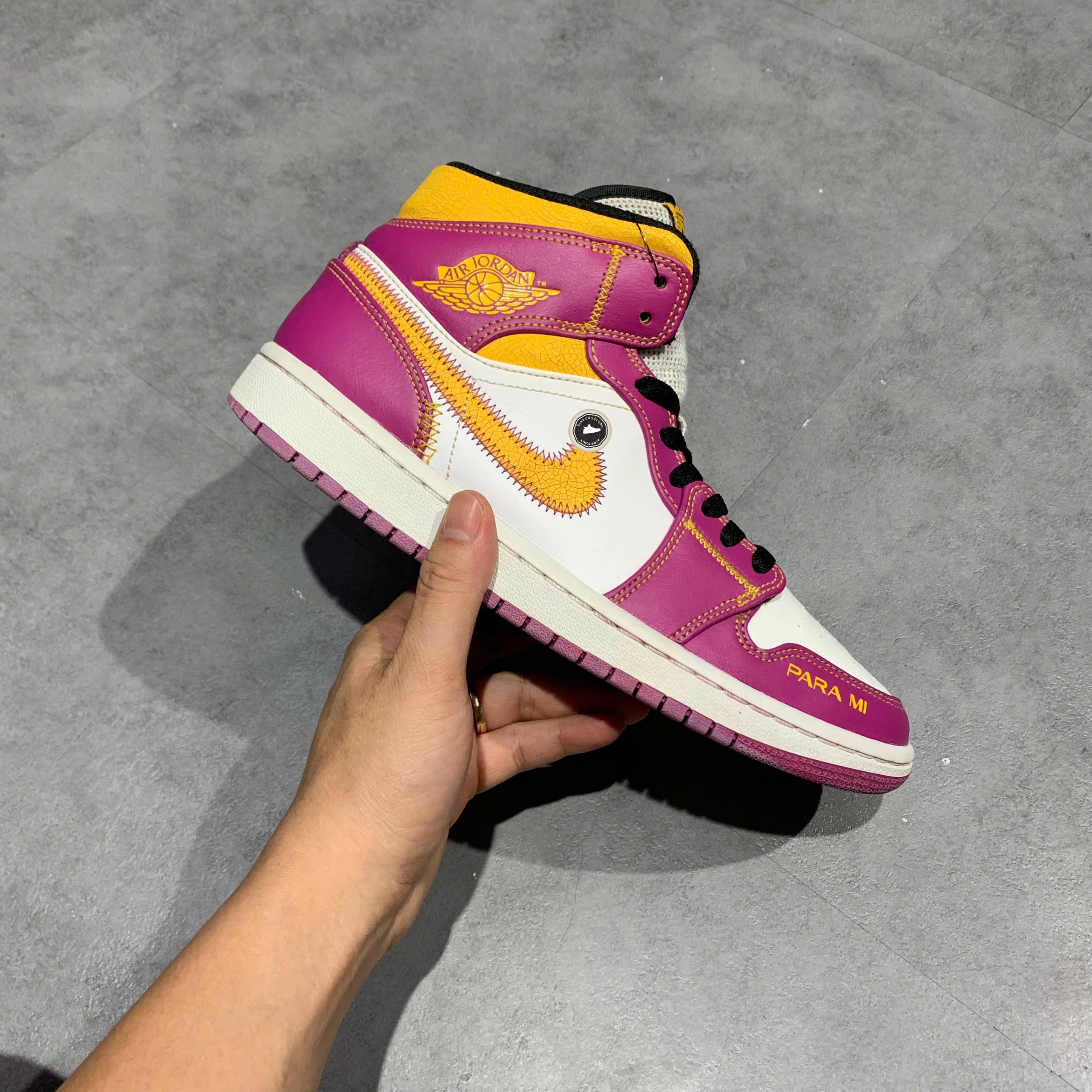 Nike Air Jordan 1 Mid 'Día de Muertos' - DC0350-100 - Size 41 - GIÀY 2HAND CHÍNH HÃNG PVN26355