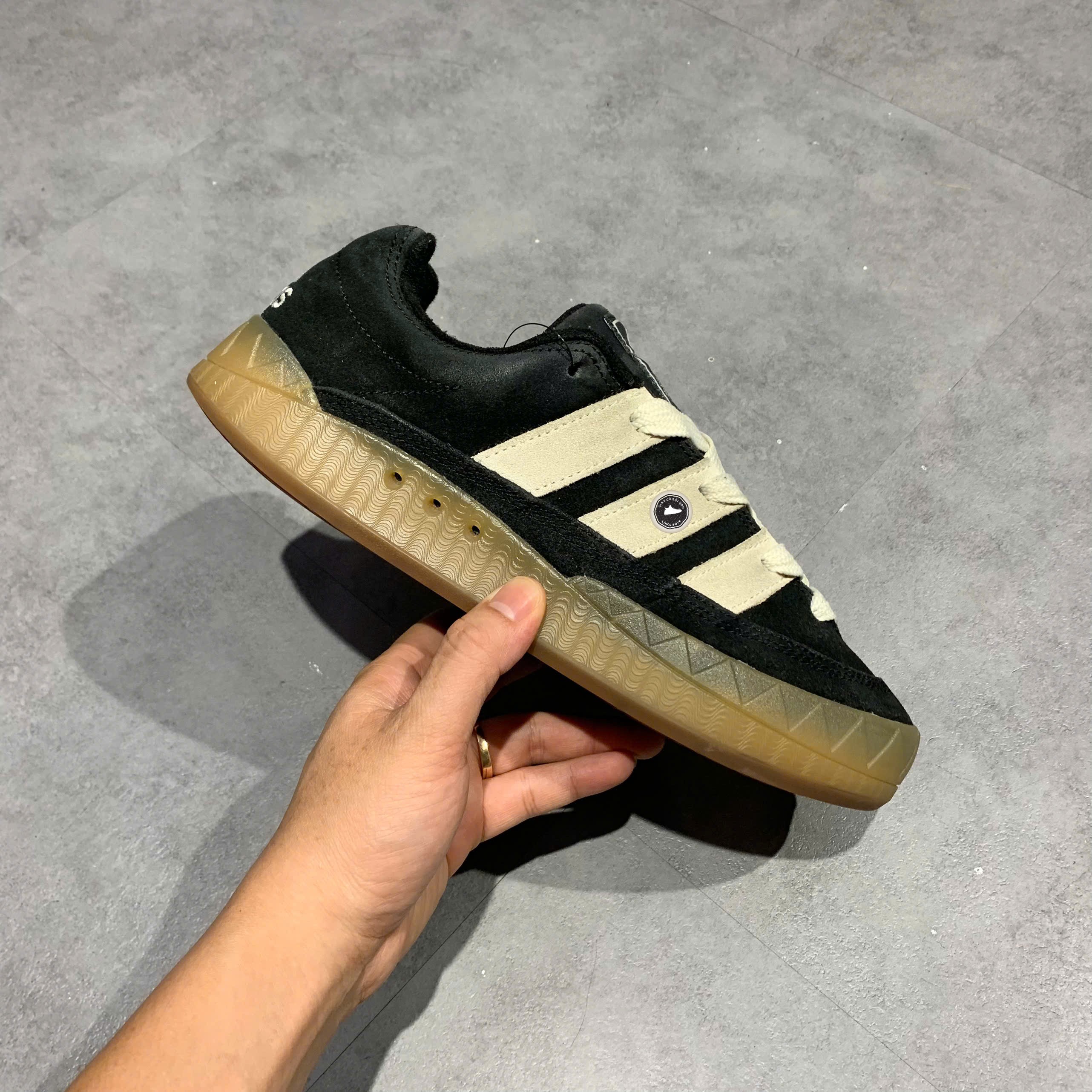 Adidas Adimatic Core Black Off White Gum - IE2224 - Size 41 1/3 - GIÀY 2HAND CHÍNH HÃNG PVN26336