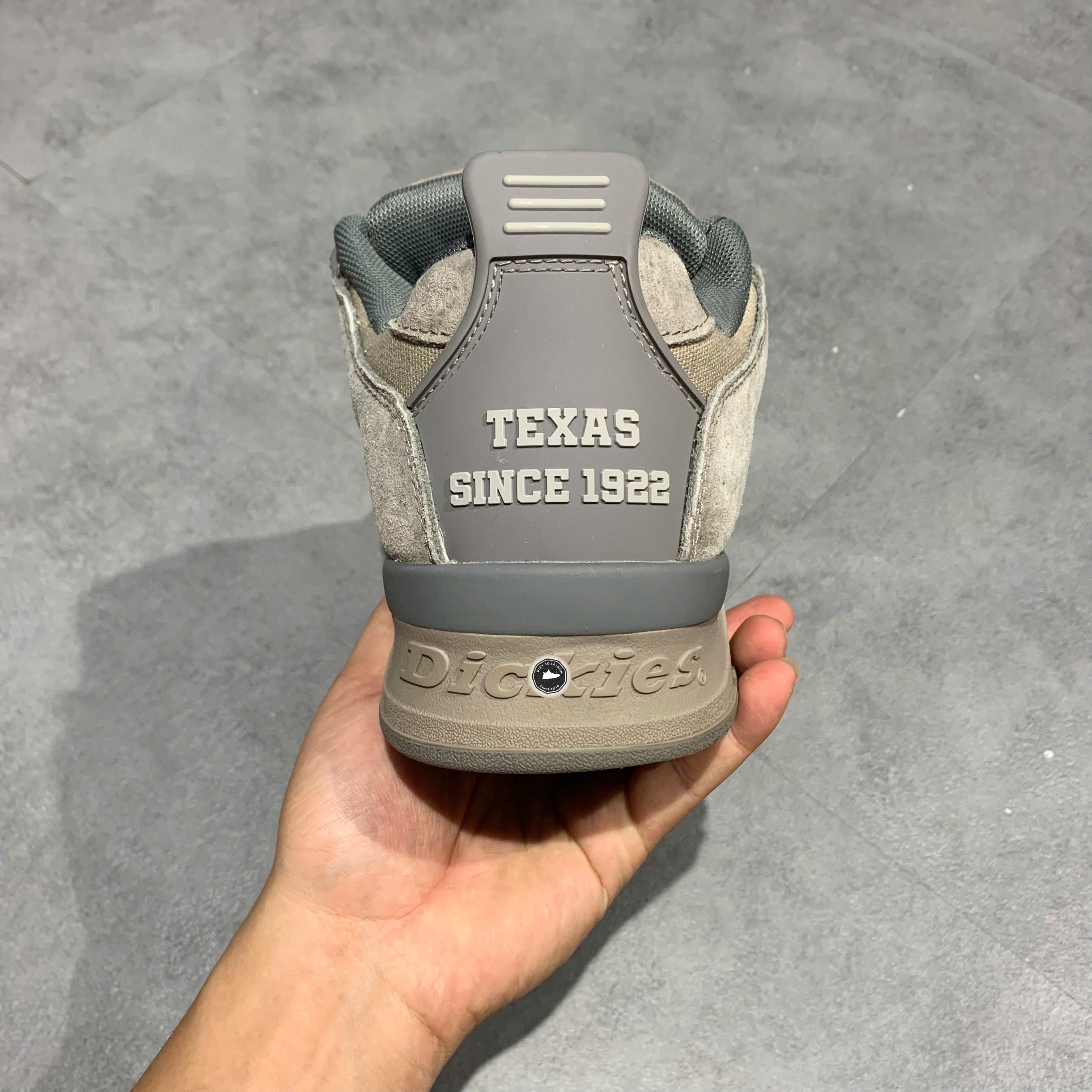 Dickies Texas Since 1922 Low-Top 'Grey Beige' - 243M50LXS17D - Size 43 - GIÀY 2HAND CHÍNH HÃNG PVN26453
