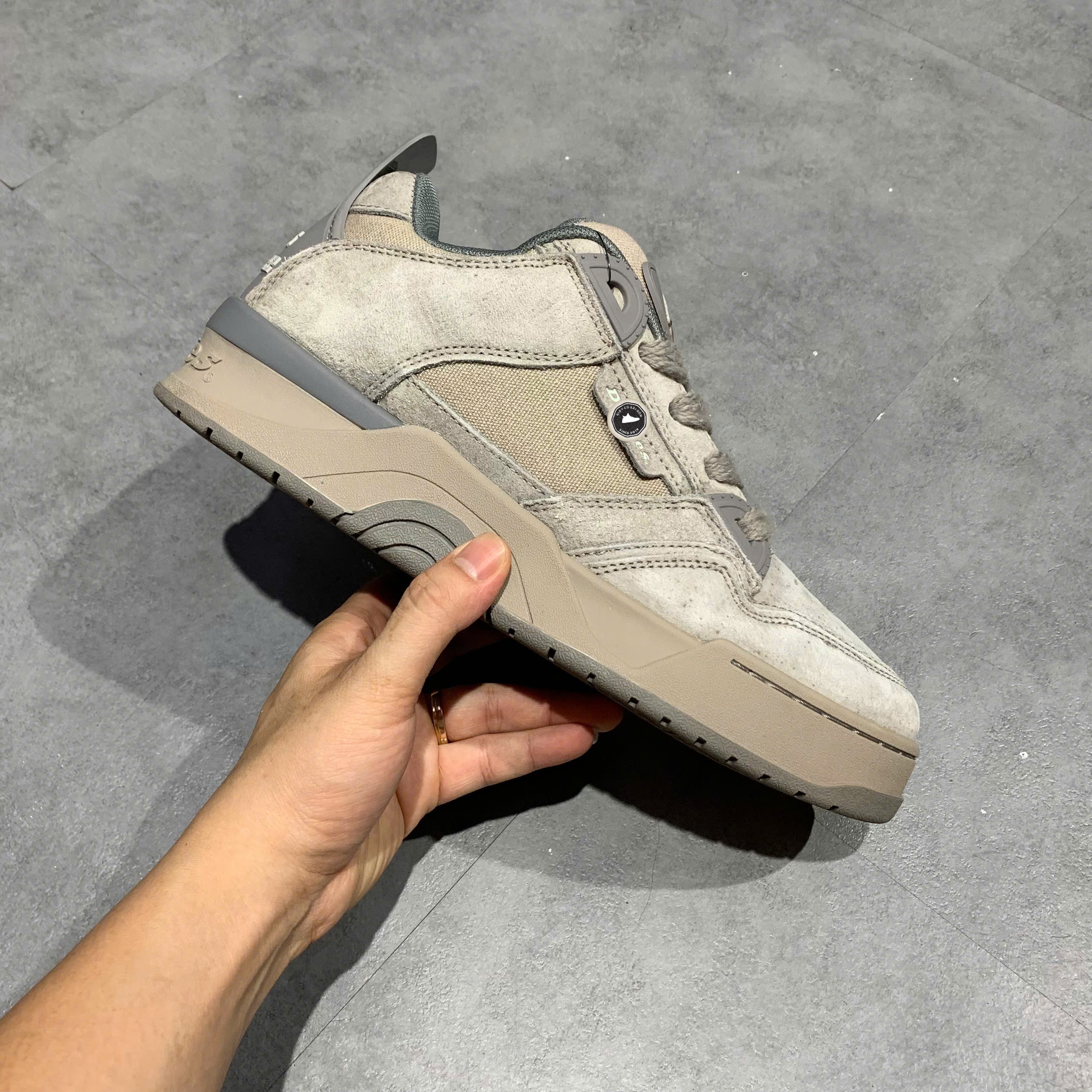 Dickies Texas Since 1922 Low-Top 'Grey Beige' - 243M50LXS17D - Size 43 - GIÀY 2HAND CHÍNH HÃNG PVN26453