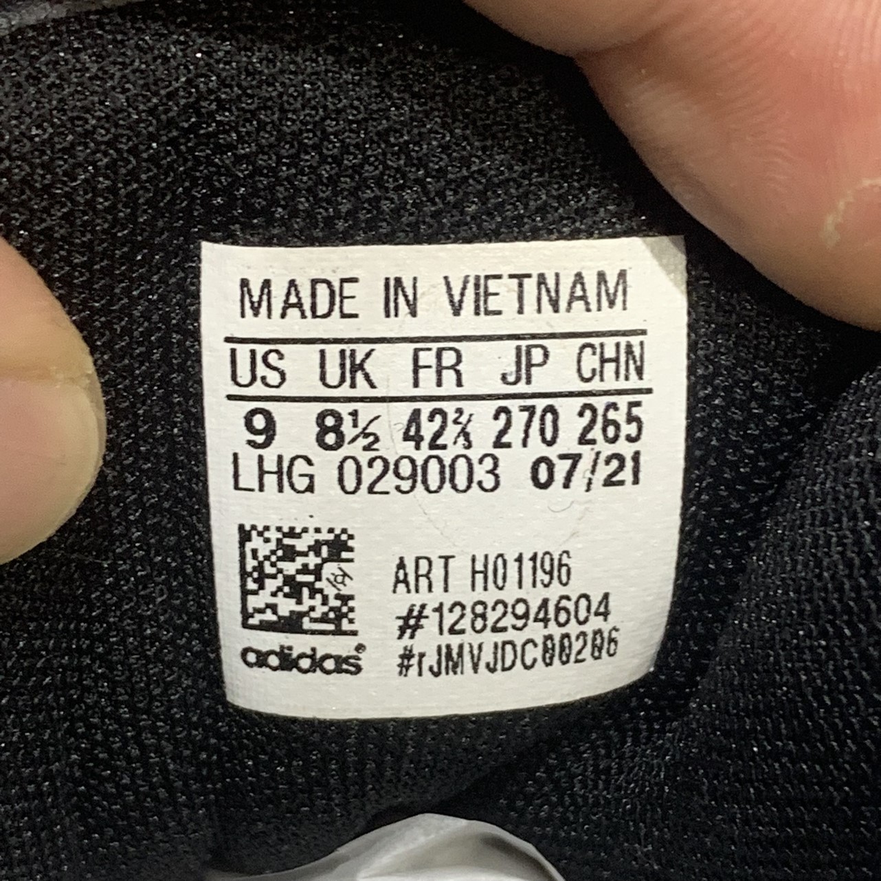 Adidas neo Hoops 2.0 'Black Gold White' H01196 SIZE 42 2/3 PVN11090