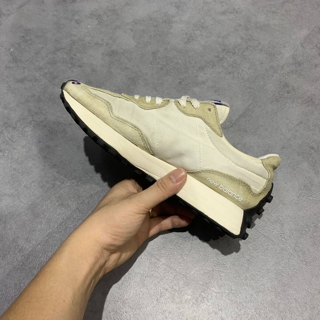 2hand Giày New Balance 327 Team Away Grey MS327LAB SIZE 38 PVN11493