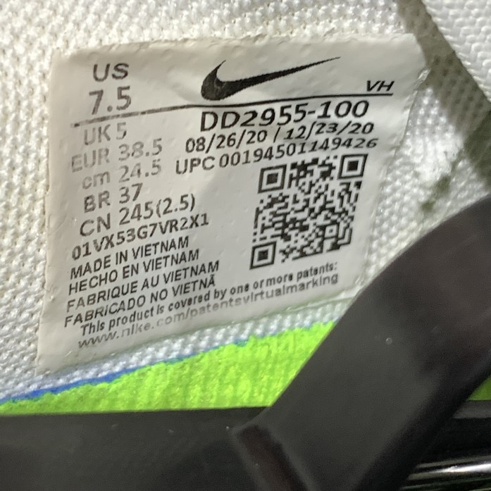 Giày 2hand Nike Air Max Excee Amd DD2955 100 SIZE 38.5
