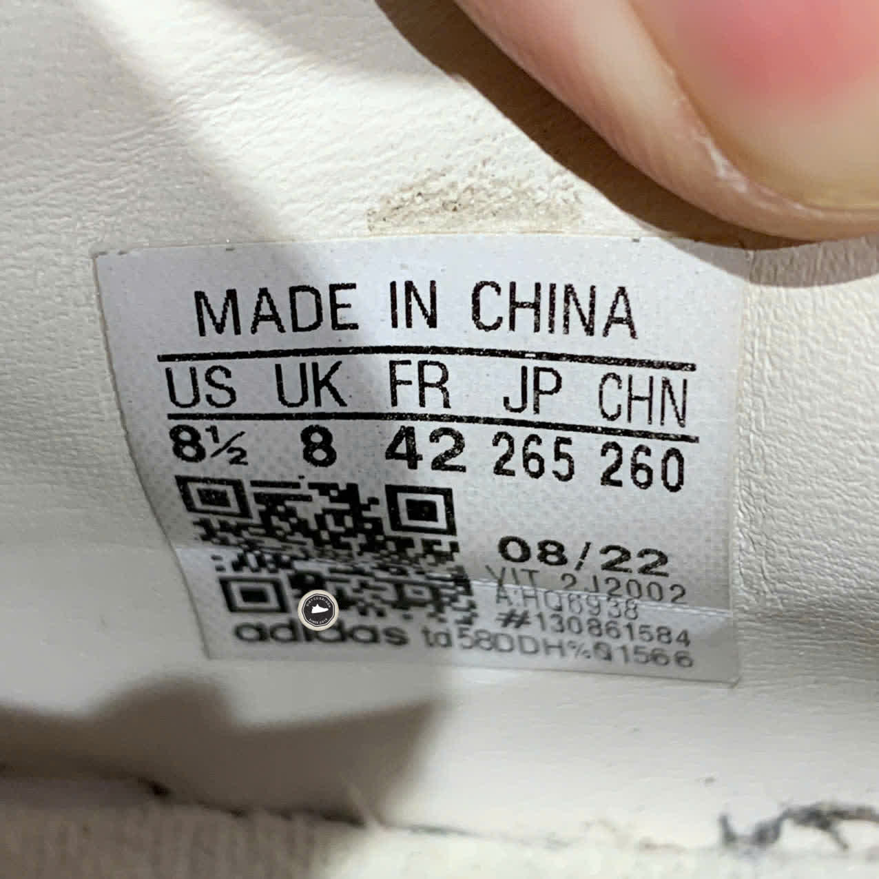 ADIDAS FORUM 84 LOW "OFF WHITE GREEN" HQ6938 — SIZE 42 GIÀY 2HAND CHÍNH HÃNG — PVN19544