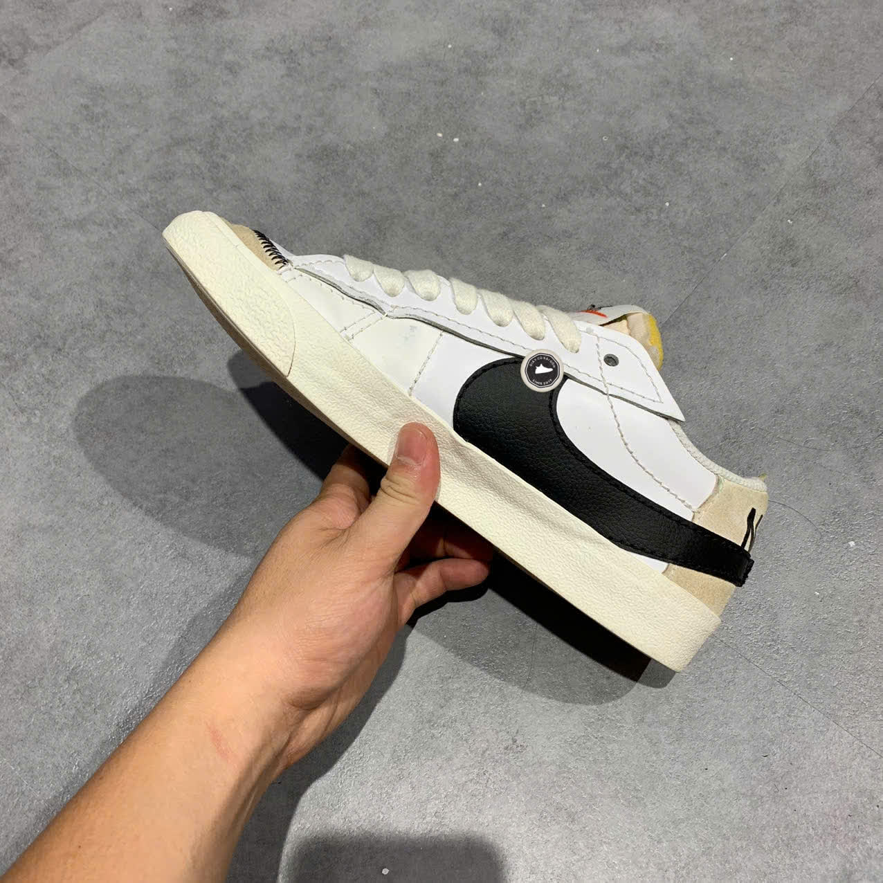 NIKE BLAZER LOW ’77 JUMBO DN2158-101 – SIZE 42 GIÀY 2HAND CHÍNH HÃNG – PVN19546