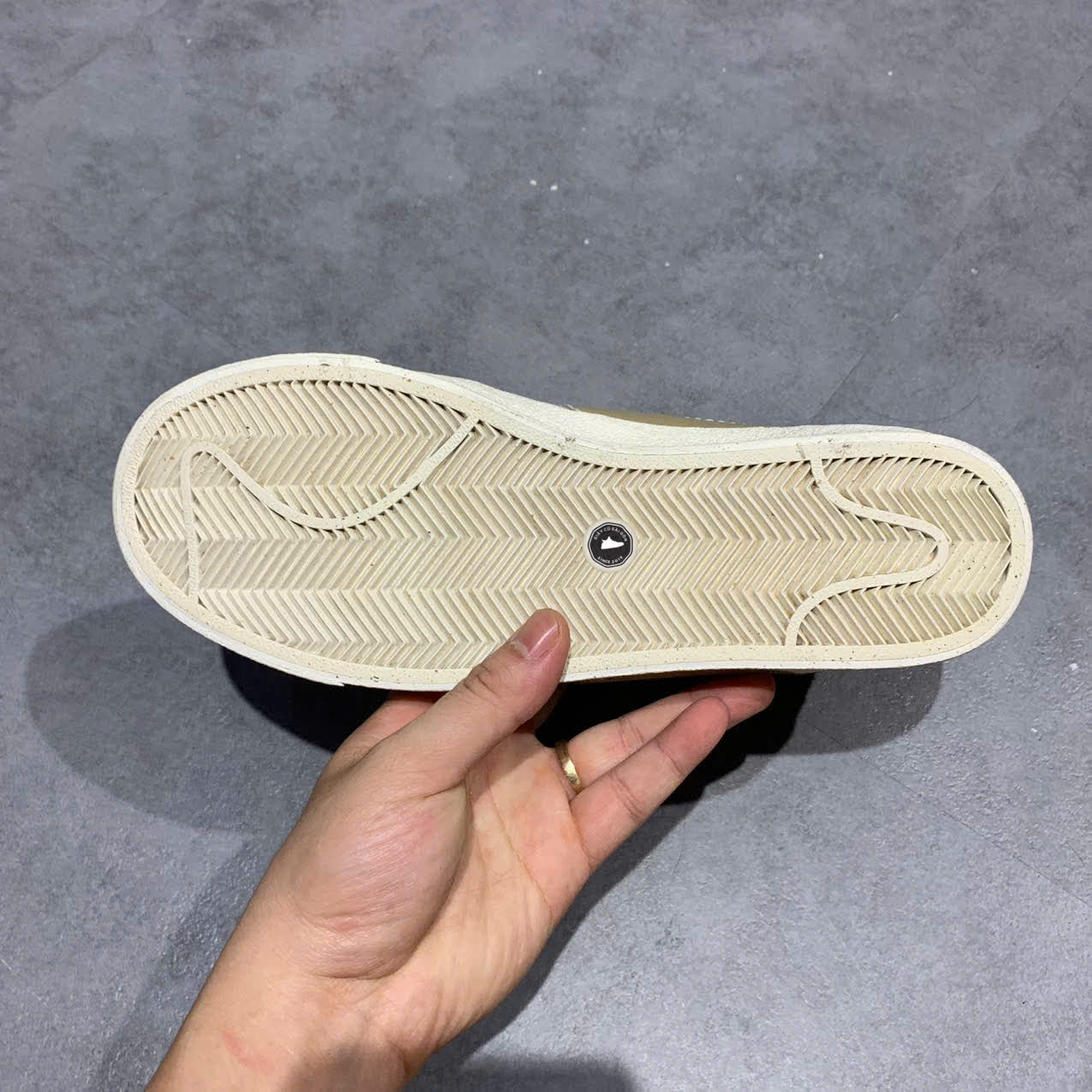 NIKE BLAZER LOW ’77 JUMBO WHITE KHAKI DZ2772-121 SIZE 40.5 GIÀY 2HAND CHÍNH HÃNG PVN19679