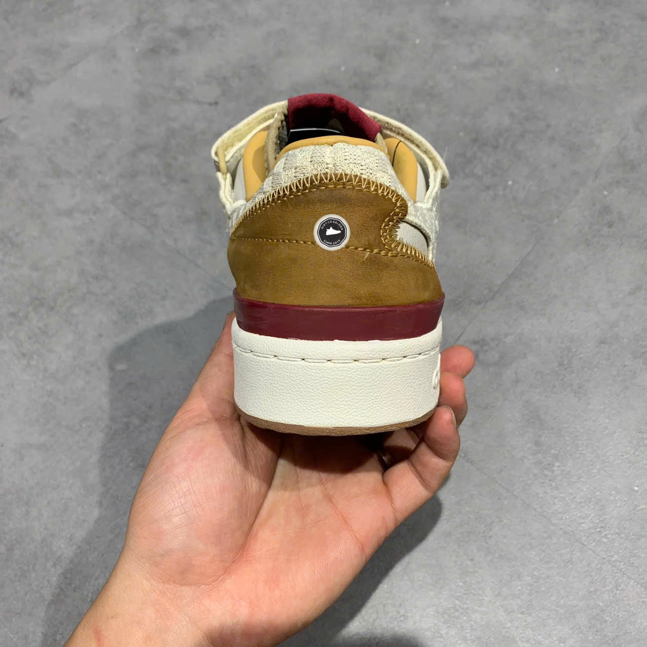 ADIDAS FORUM 84 LOW “CHINESE NEW YEAR” IE1898 SIZE 40 2/3 GIÀY 2HAND CHÍNH HÃNG PVN19704