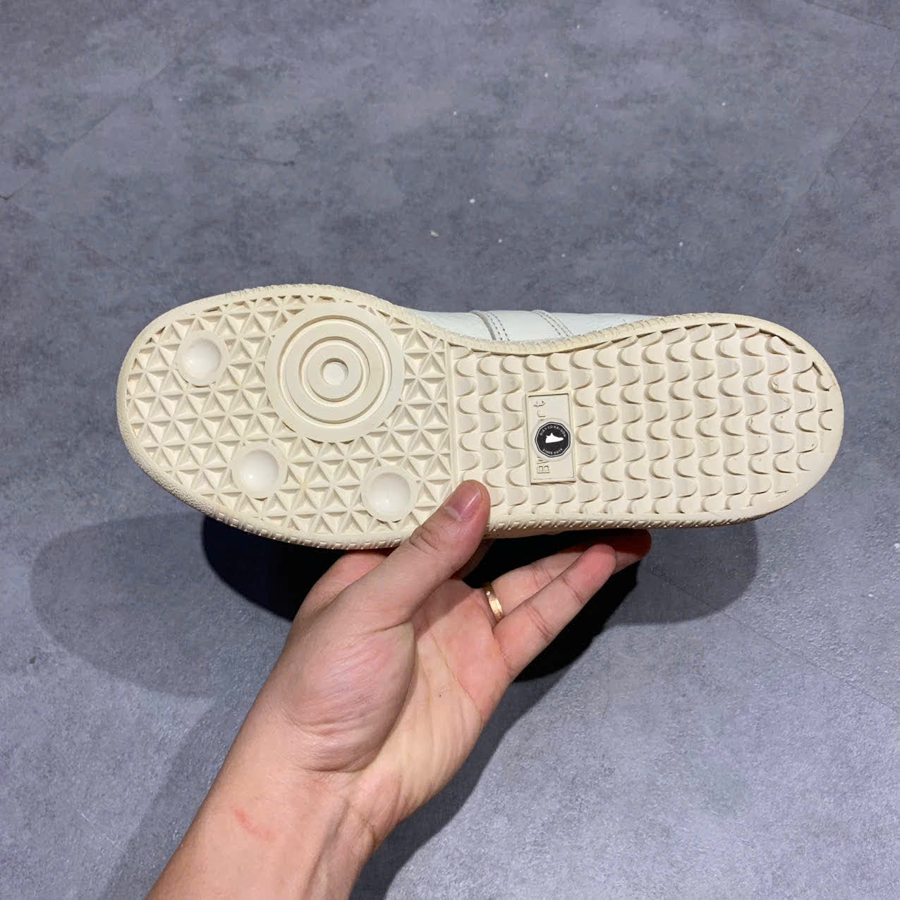 ADIDAS BW ARMY 'WHITE TINT' HP5516 SIZE 40 GIÀY 2HAND CHÍNH HÃNG [PVN19627]