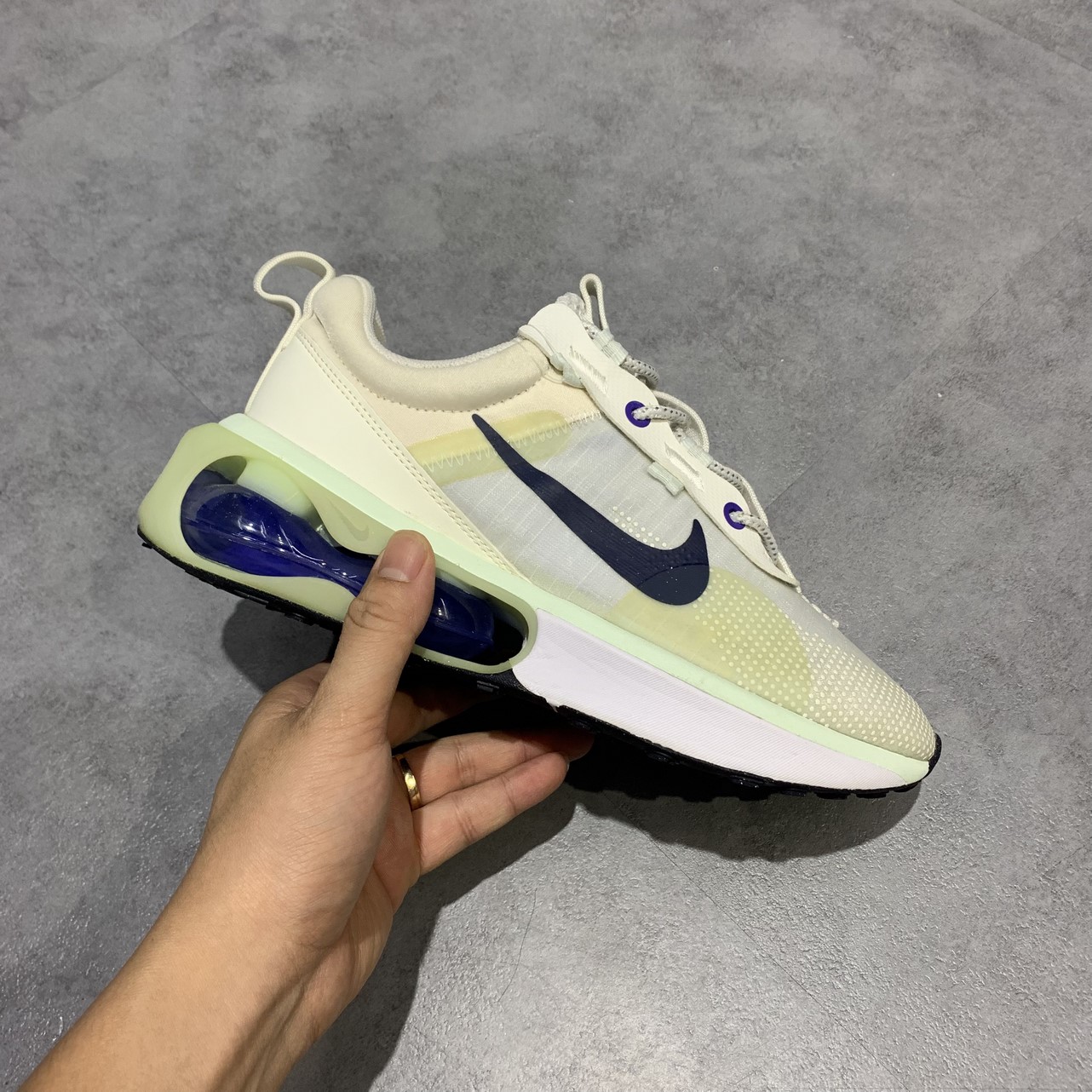 air max 2021 barely green