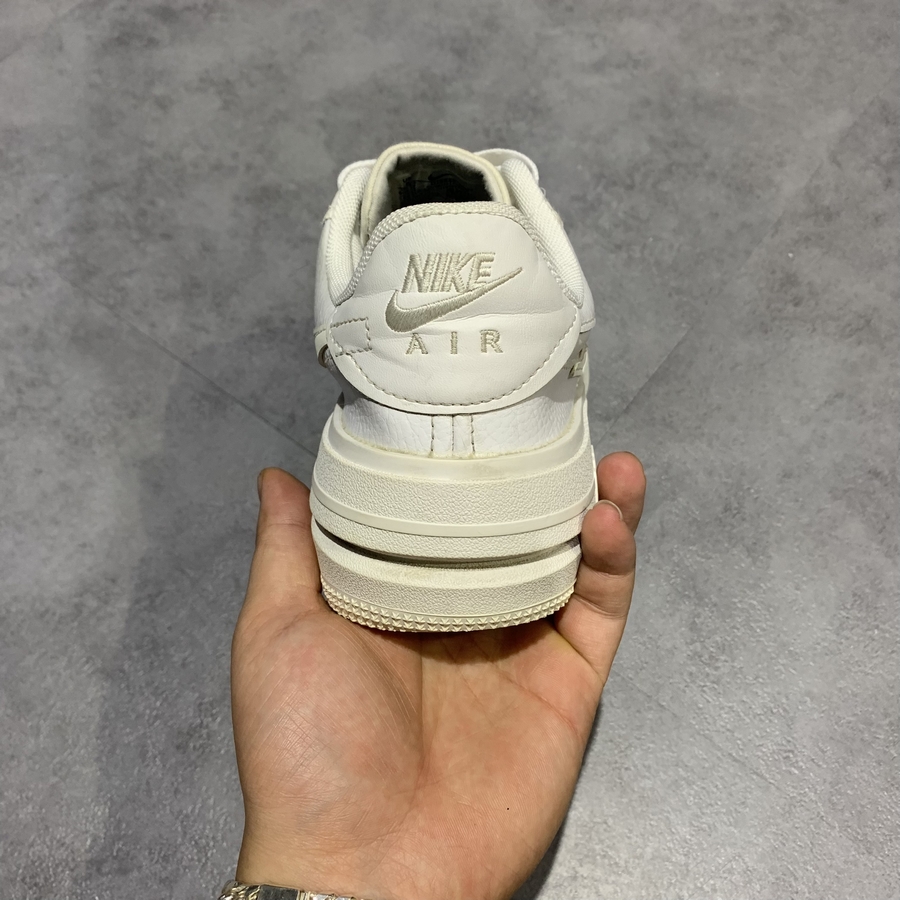 2HAND Nike Air Force 1 PLT.AF.ORM White DJ9946 100 SIZE 39 PVN11694