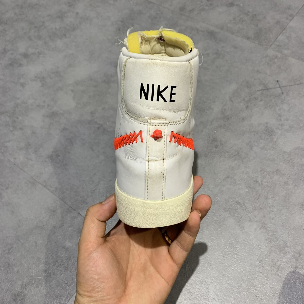 2hand giày NIKE BLAZER MID 77 VINTAGE DOUBLE ZIG ZAG STITCHED SWOOSH DD8489-161 SIZE 42 PVN11850