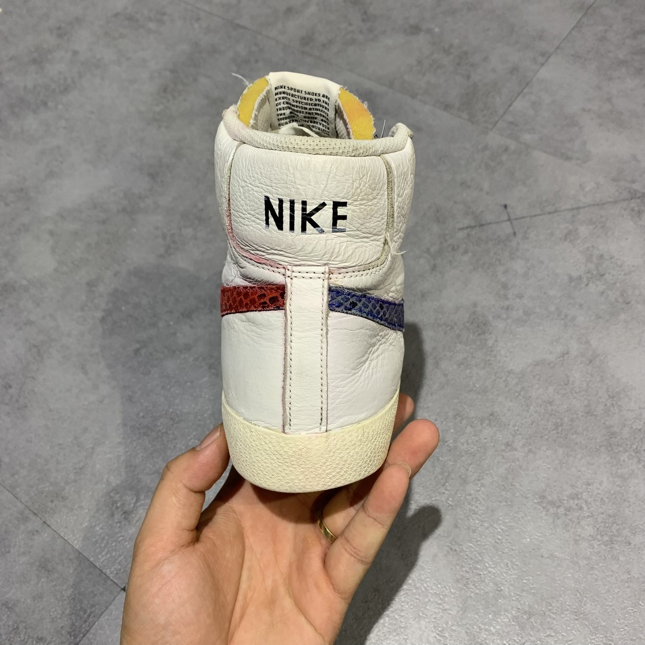 2hand giày Nike Blazer Mid '77 'Red & Blue' CW7073-100 SIZE 42 PVN11831