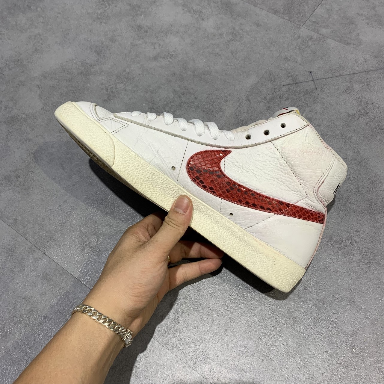 2hand giày Nike Blazer Mid '77 'Red & Blue' CW7073-100 SIZE 42 PVN11831