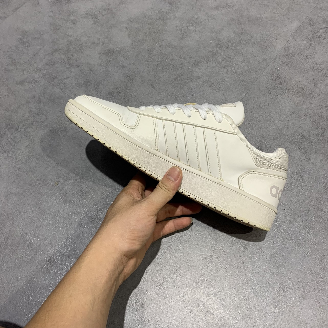 2Hand giày Adidas Hoops 2.0 'Cloud White' ART DB1085 SIZE 41 1/3 PVN12198