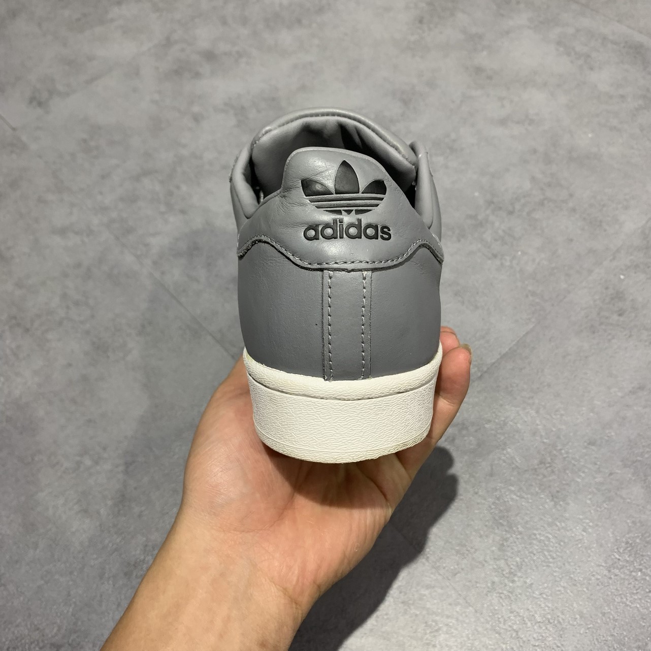 2hand giày Adidas Originals Superstar FX7766 SIZE 41 1/3 pvn12653