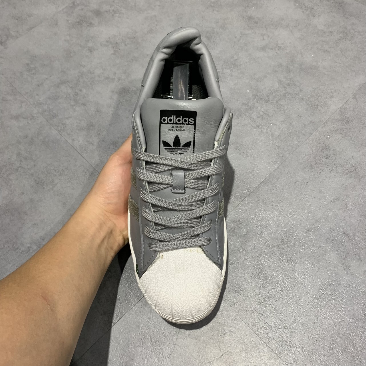 2hand giày Adidas Originals Superstar FX7766 SIZE 41 1/3 pvn12653
