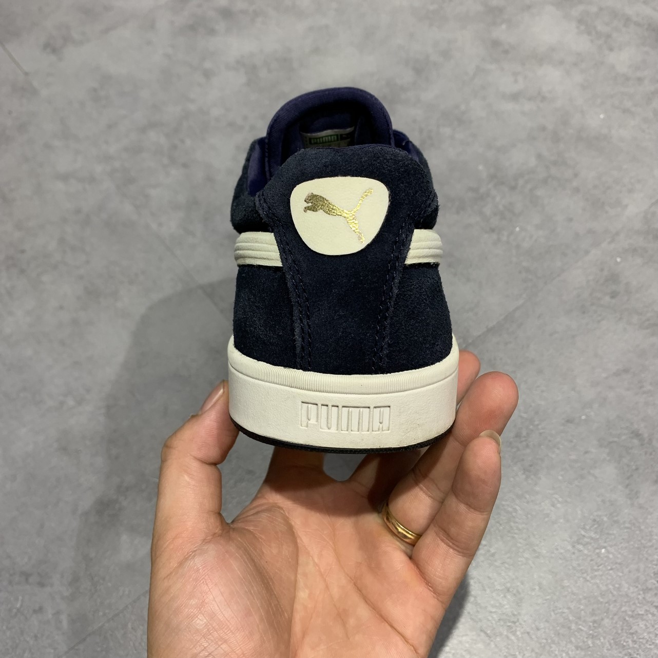 2hand Giày Puma Suede 'Blue White' 356414-28 SIZE 42.5 pvn13862
