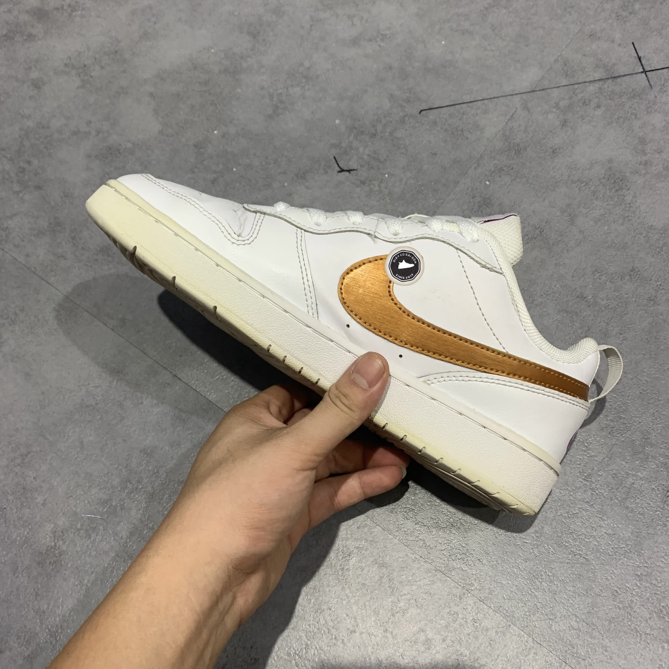Giày 2hand Nike Court Borough Low 2 SE 'White Metallic Copper' DQ5979-100 SIZE 40 pvn13970