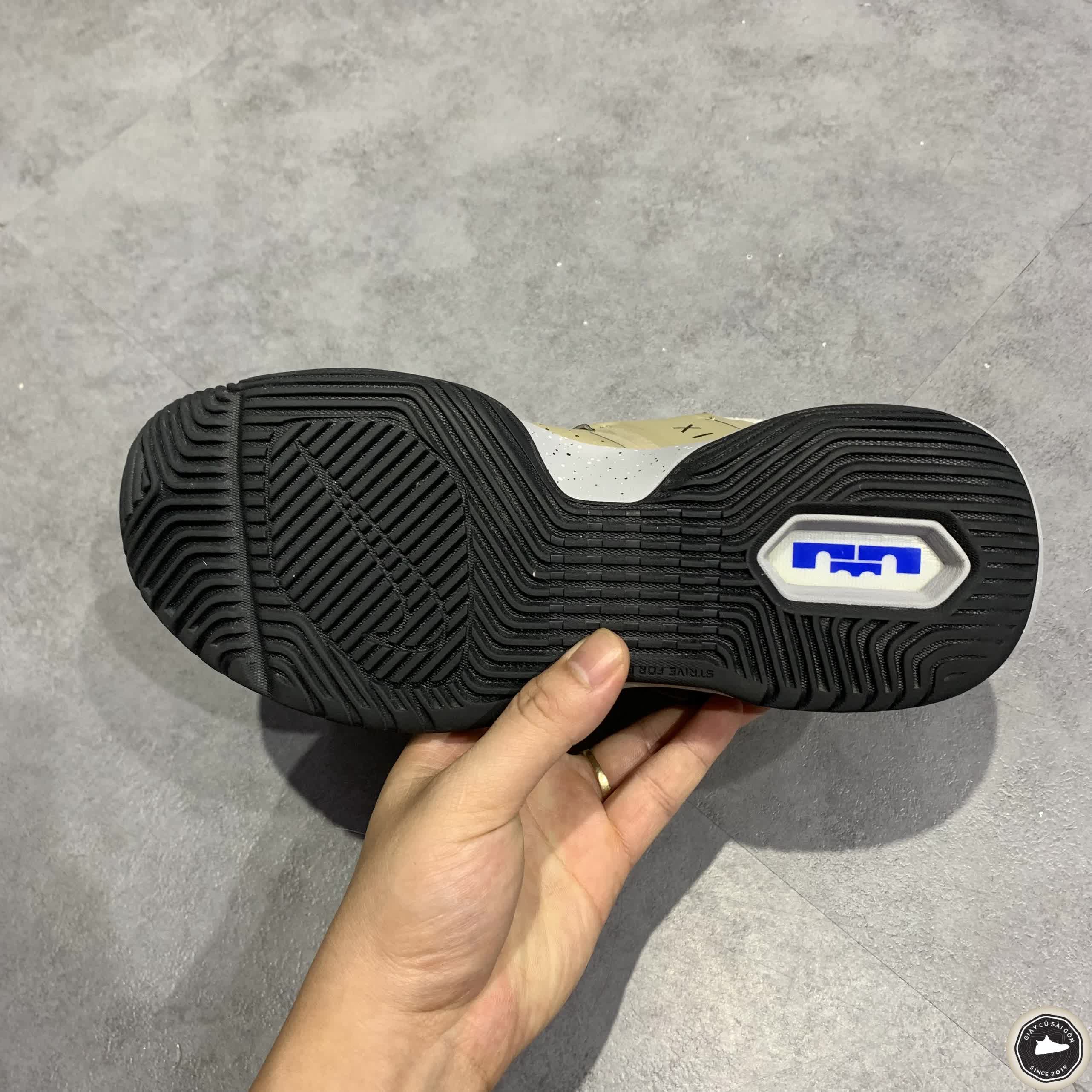 Giày 2hand LB AMBASSADOR 12 MOWABB BQ5436-002 SIZE 40 pvn14484