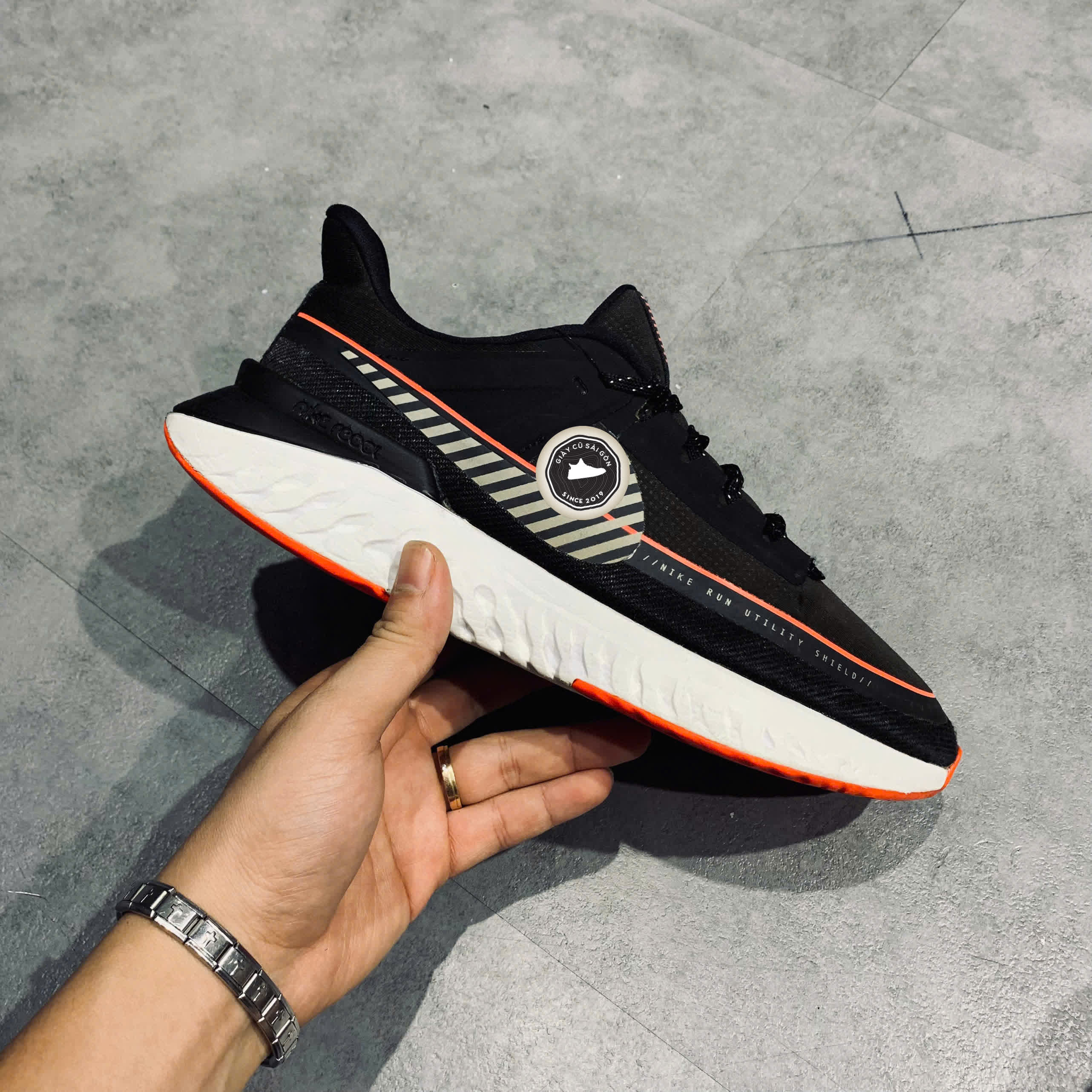 Giày 2hand Nike Legend React Shield 'Black Metallic Silver