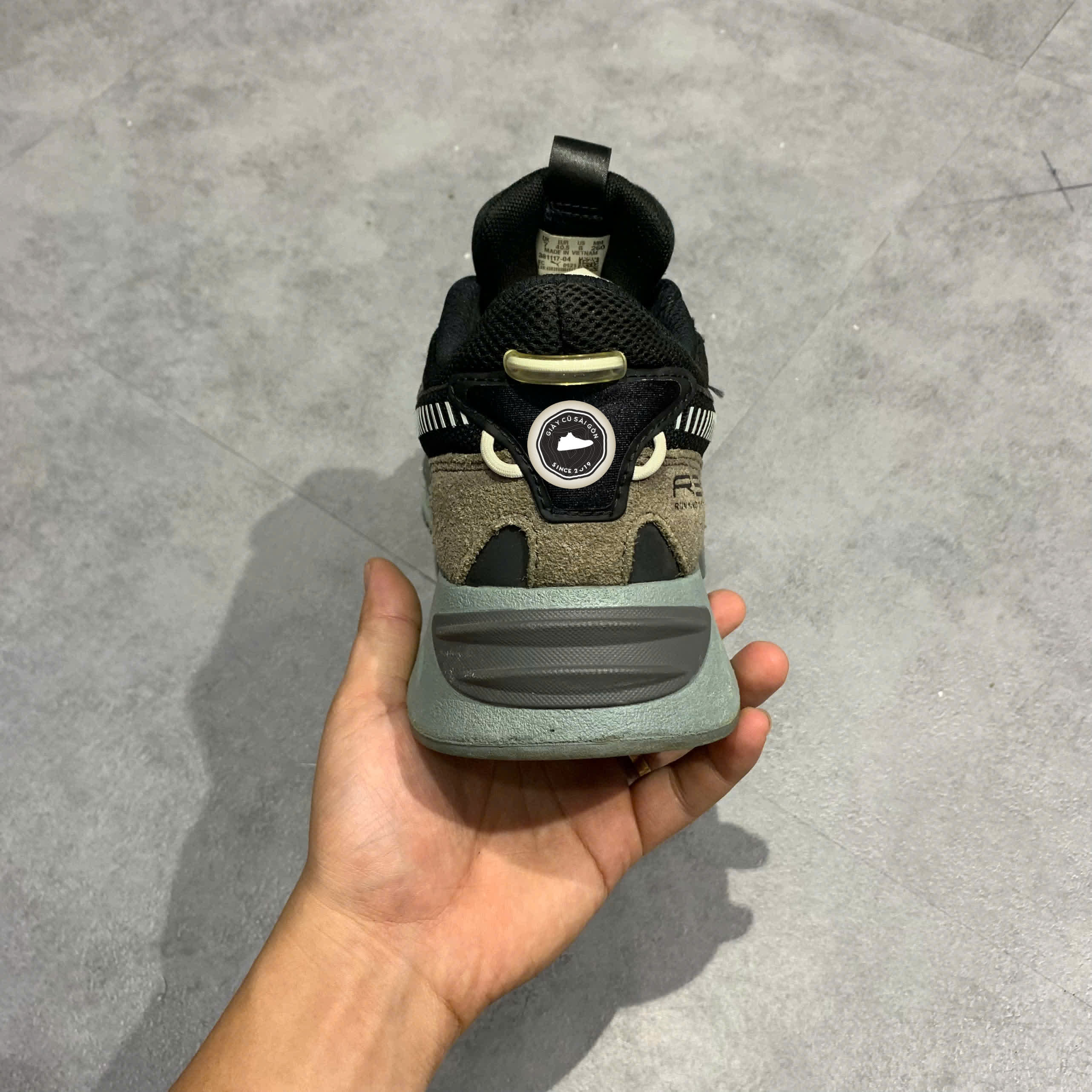 Giày 2HAND Puma Rs-Z College Black Quarry 381117-04 SIZE 40.5 PVN15525