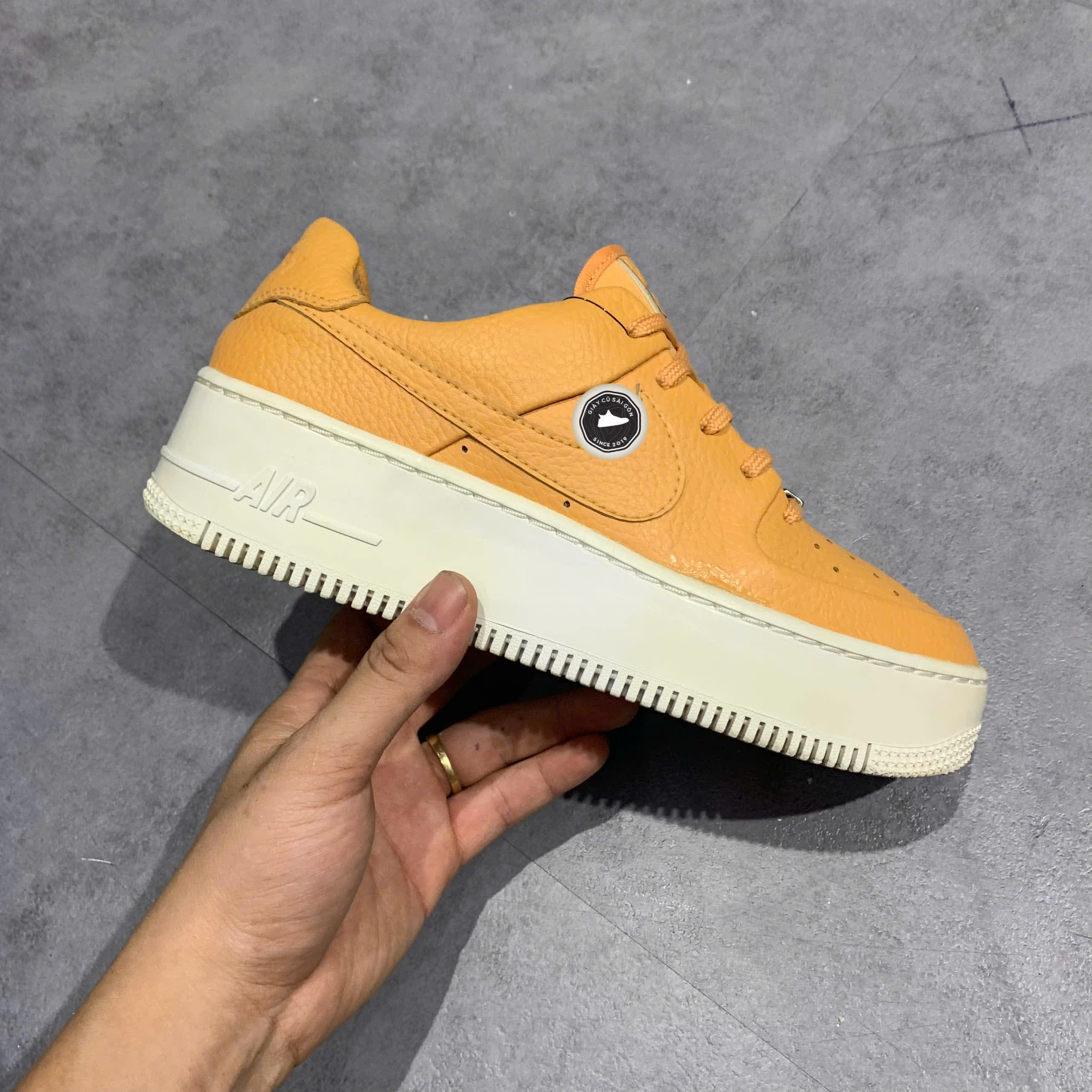 Giày 2hand Air Force 1 Sage Low Copper Moon - AR5339-800 SIZE 38.5 PVN15911