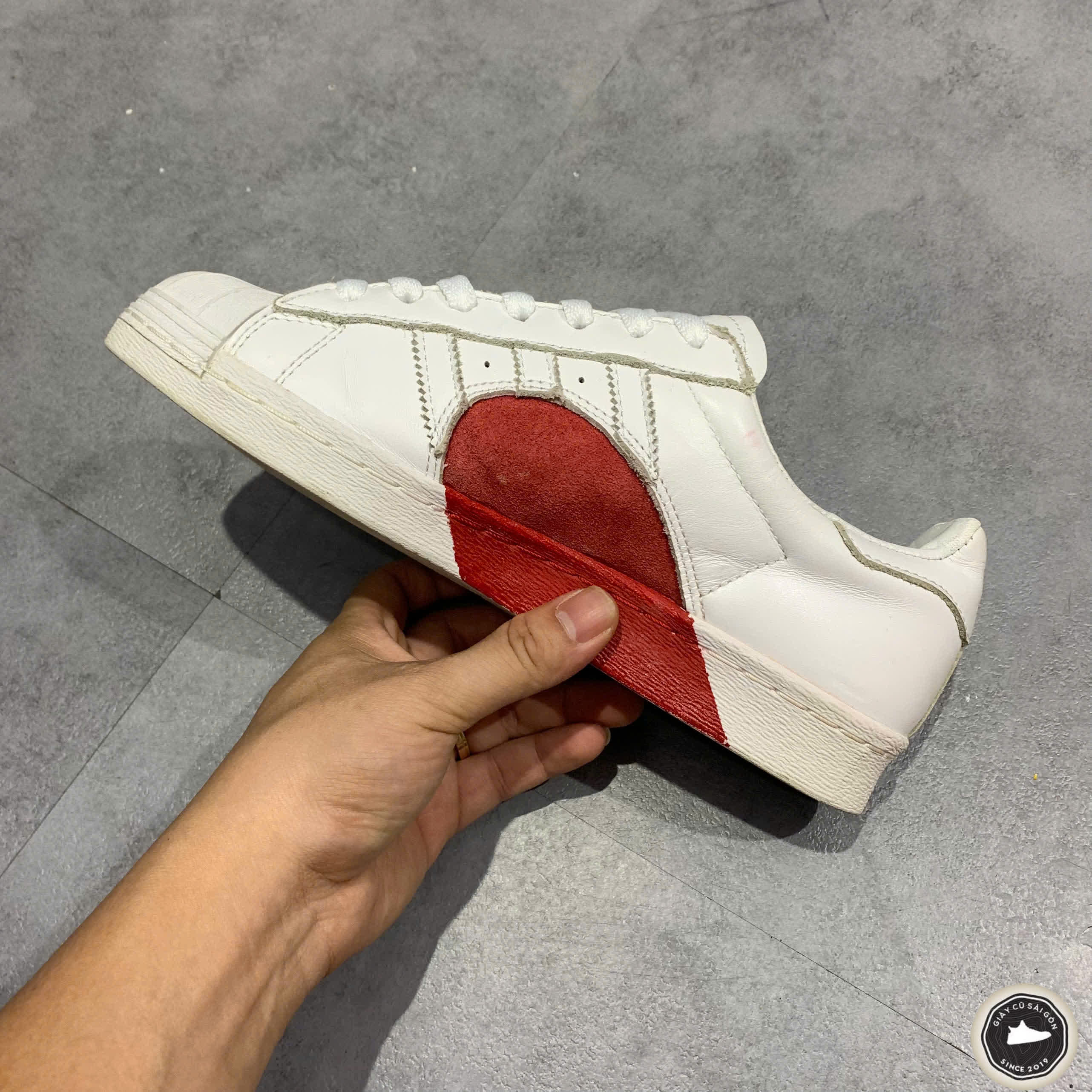 Giày 2hand Superstar 80 'Half Heart' CQ3009 SIZE 39 1/3 pvn15989