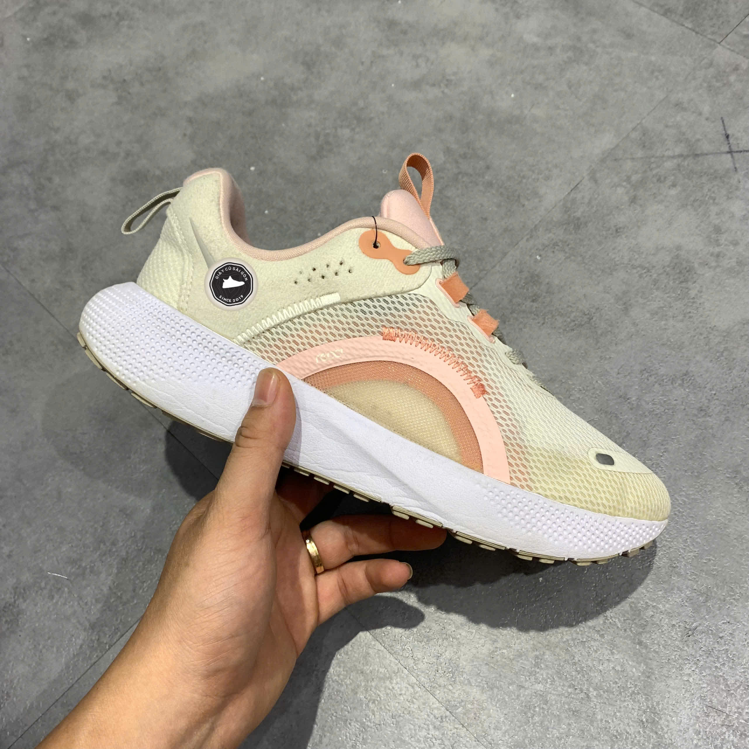 Giày 2hand React Escape Run 2 'Phantom Ivory' DJ9976-002 SIZE 39 pvn16069