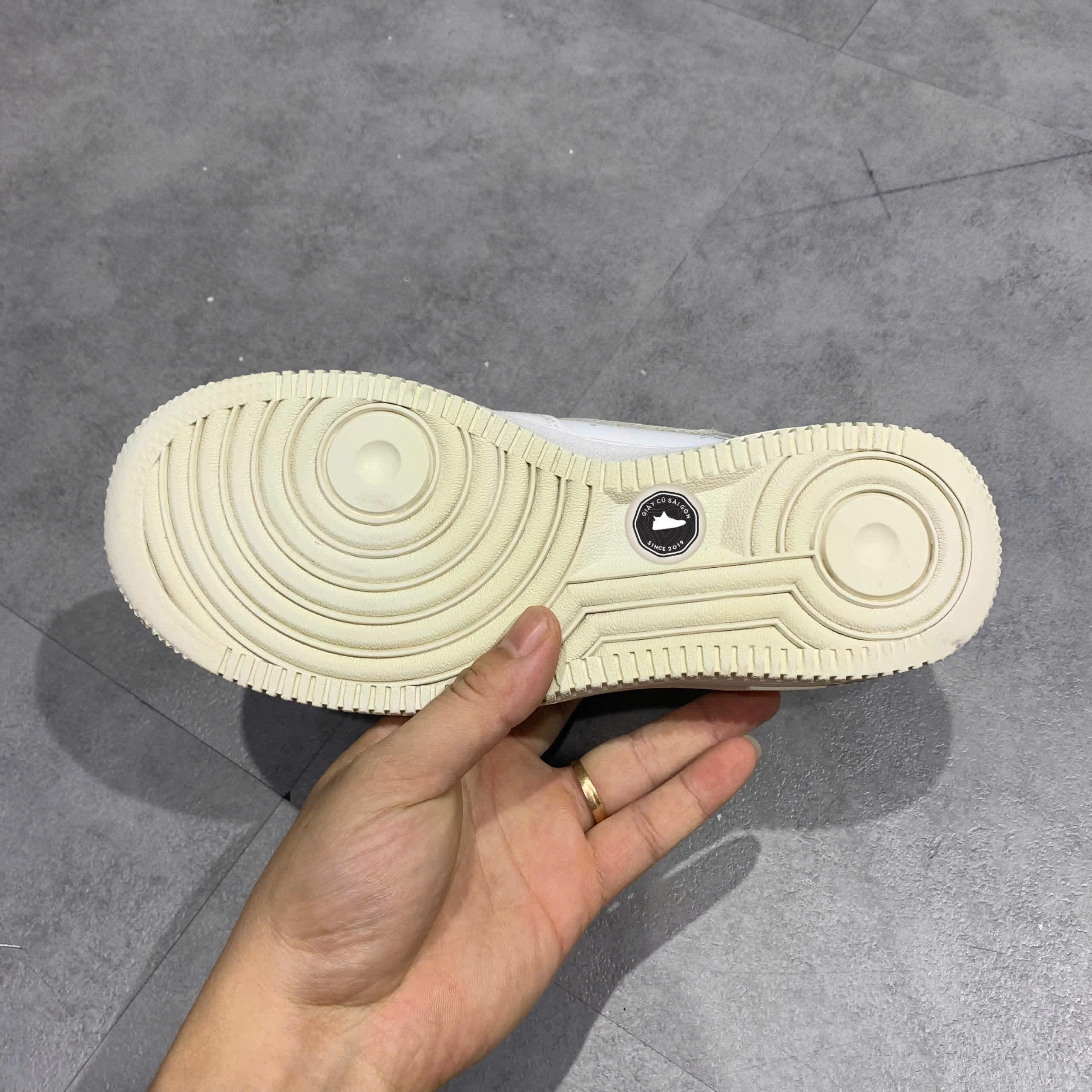 giày 2hand Air Force 1 W '07 Triple White DD8959-100 SIZE 36.5 pvn16211