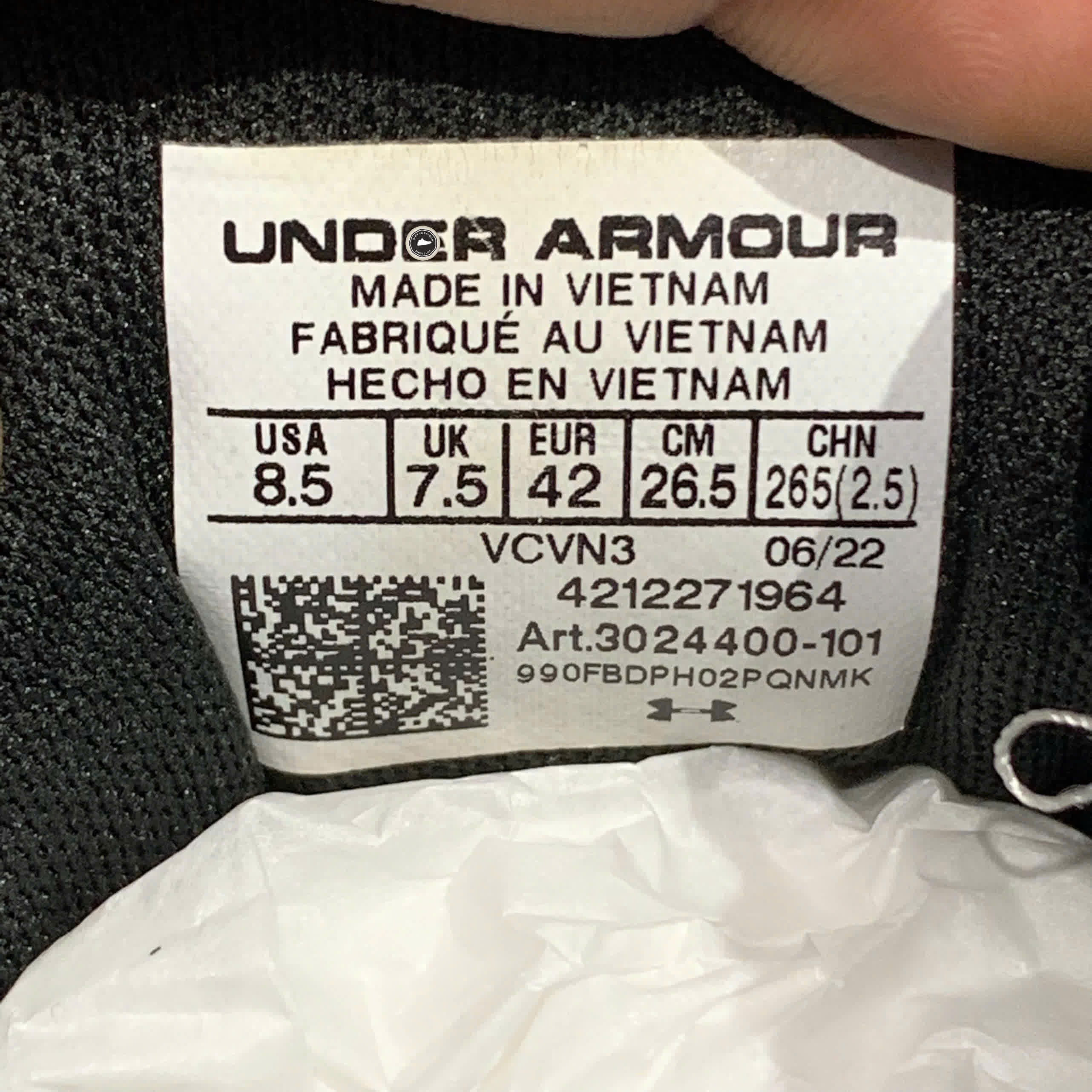 Giày 2hand Under Armour Charged Rogue 2.5 'White Black' 3024400-101 SIZE 42