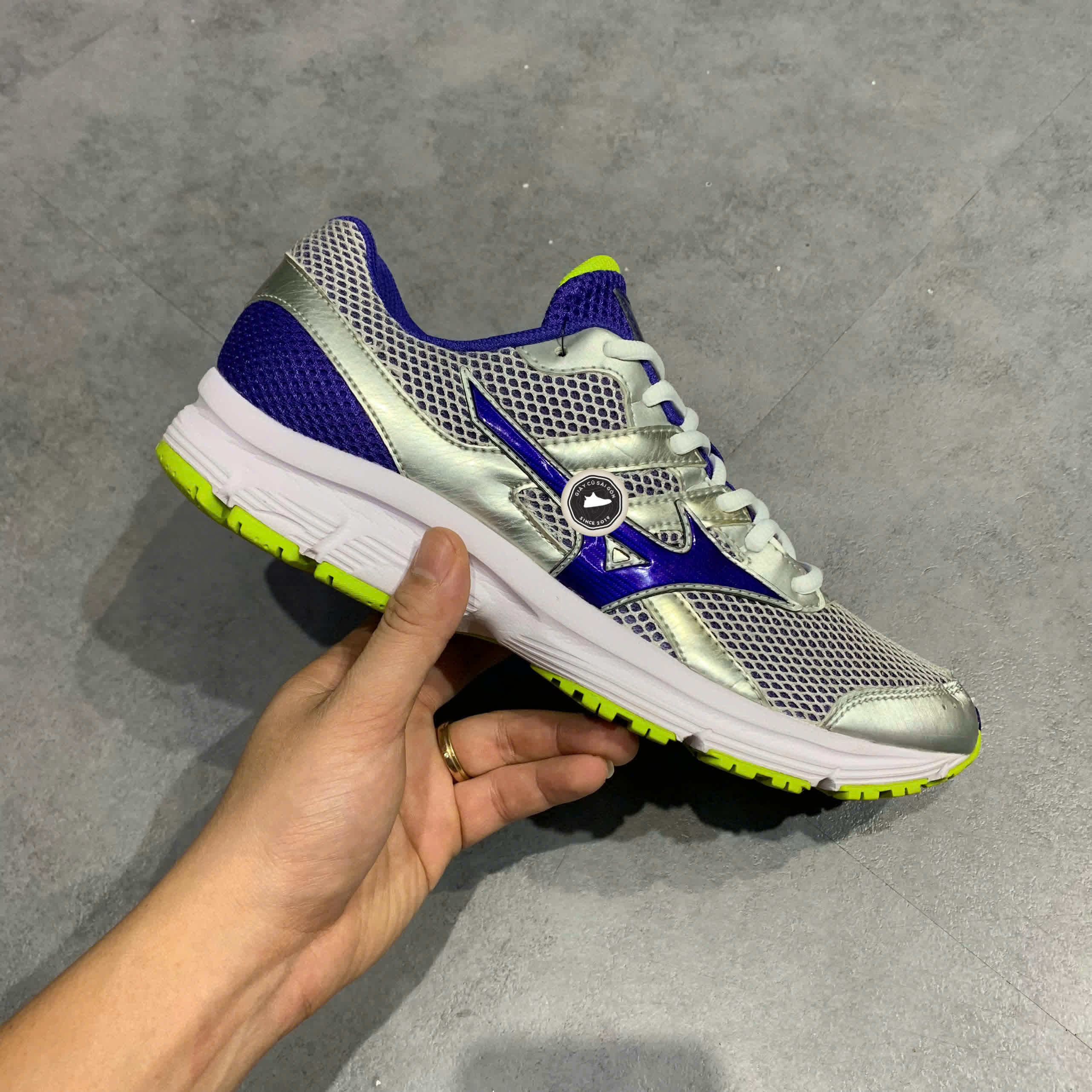 Giày 2hand MIZUNO K1GR160370 SIZE 42 PVN16422