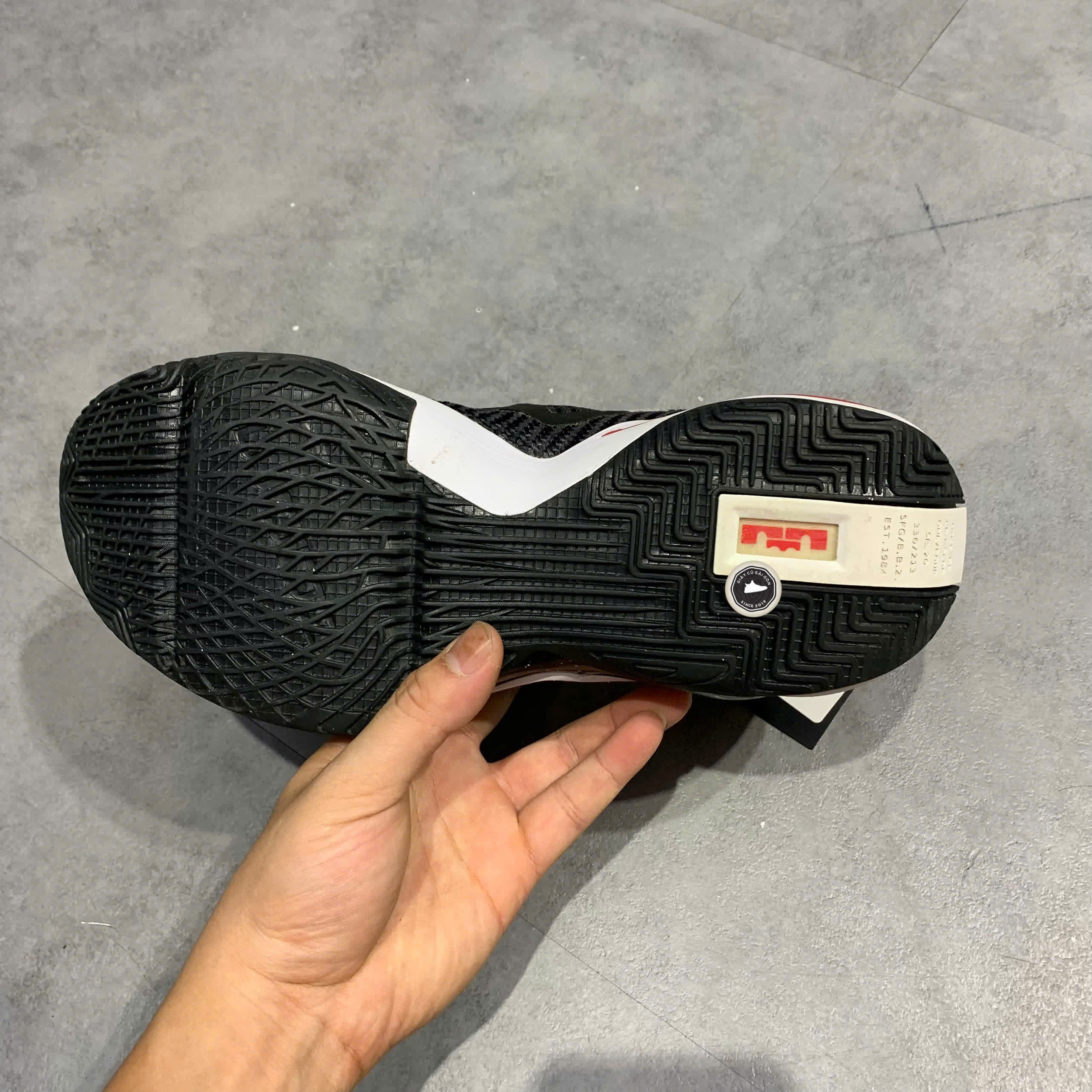 Giày 2hand LeBron Soldier 14 EP Bred CK6047-002 SIZE 41 pvn16829