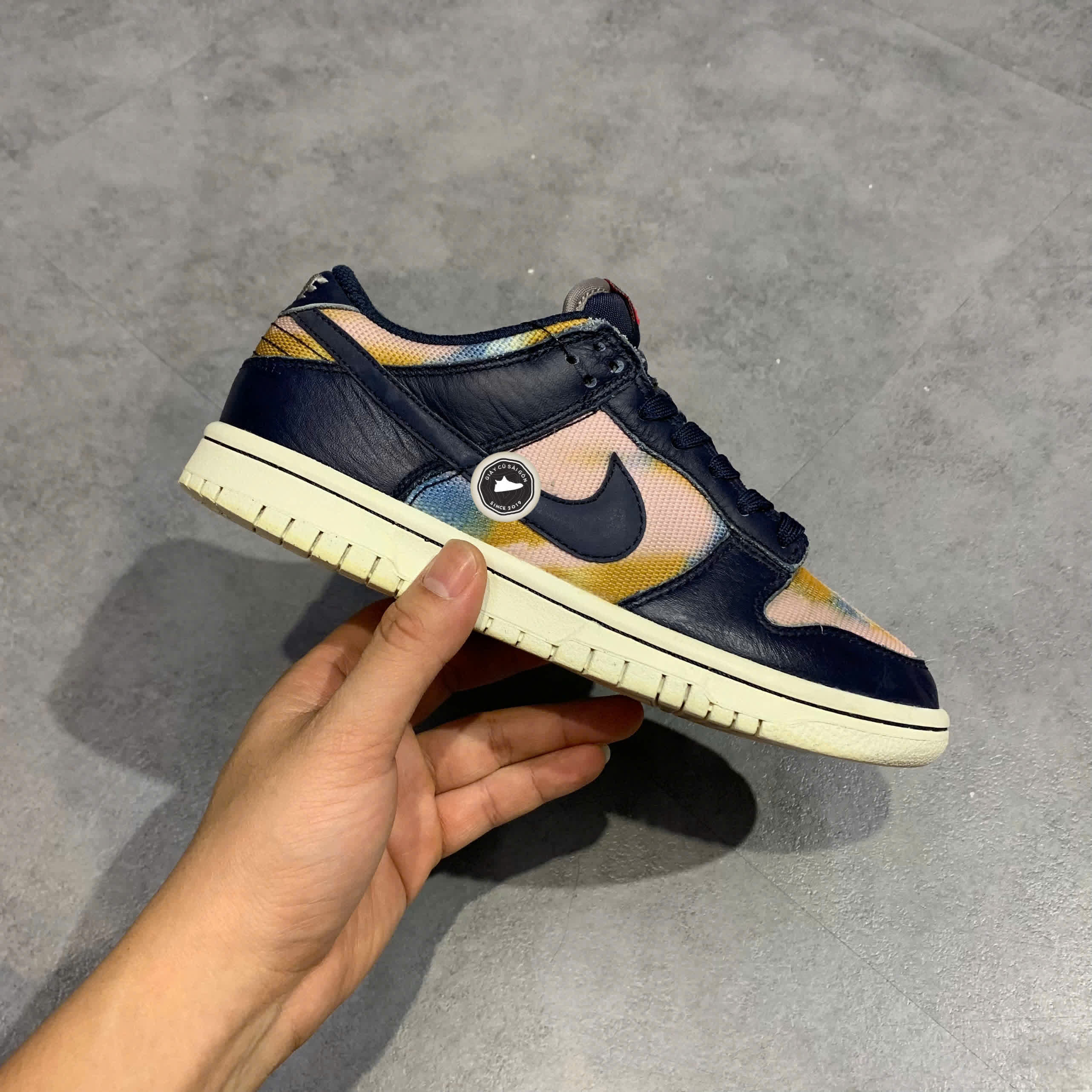 Giày 2hand DUNK LOW GRAFFITI NAVY - DM1051 400 SIZE 36 pvn17184