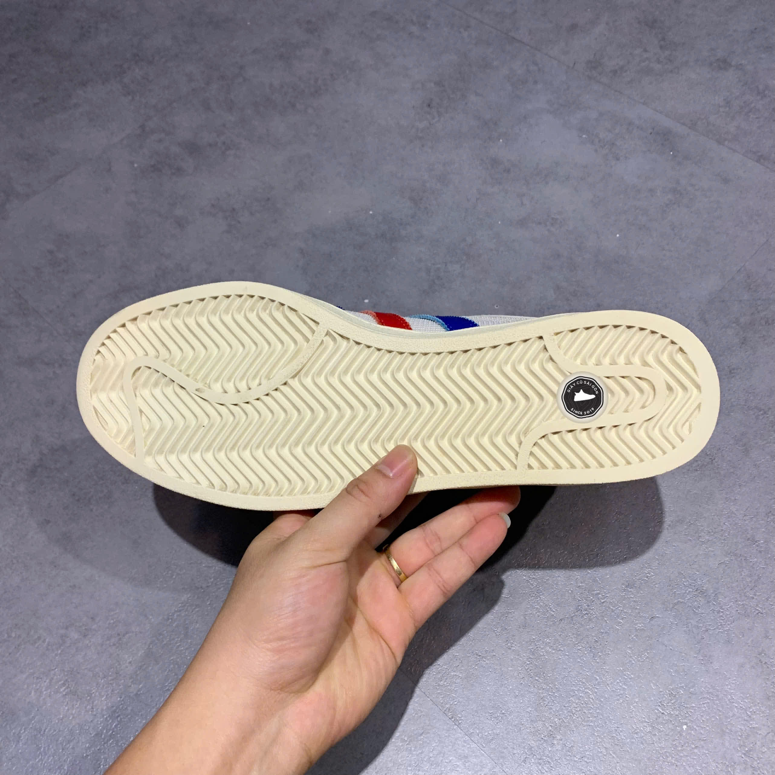 Giày 2hand AMERICANA LOW WHITE RED BLUE EF2508 SIZE 42 2/3 pvn17335