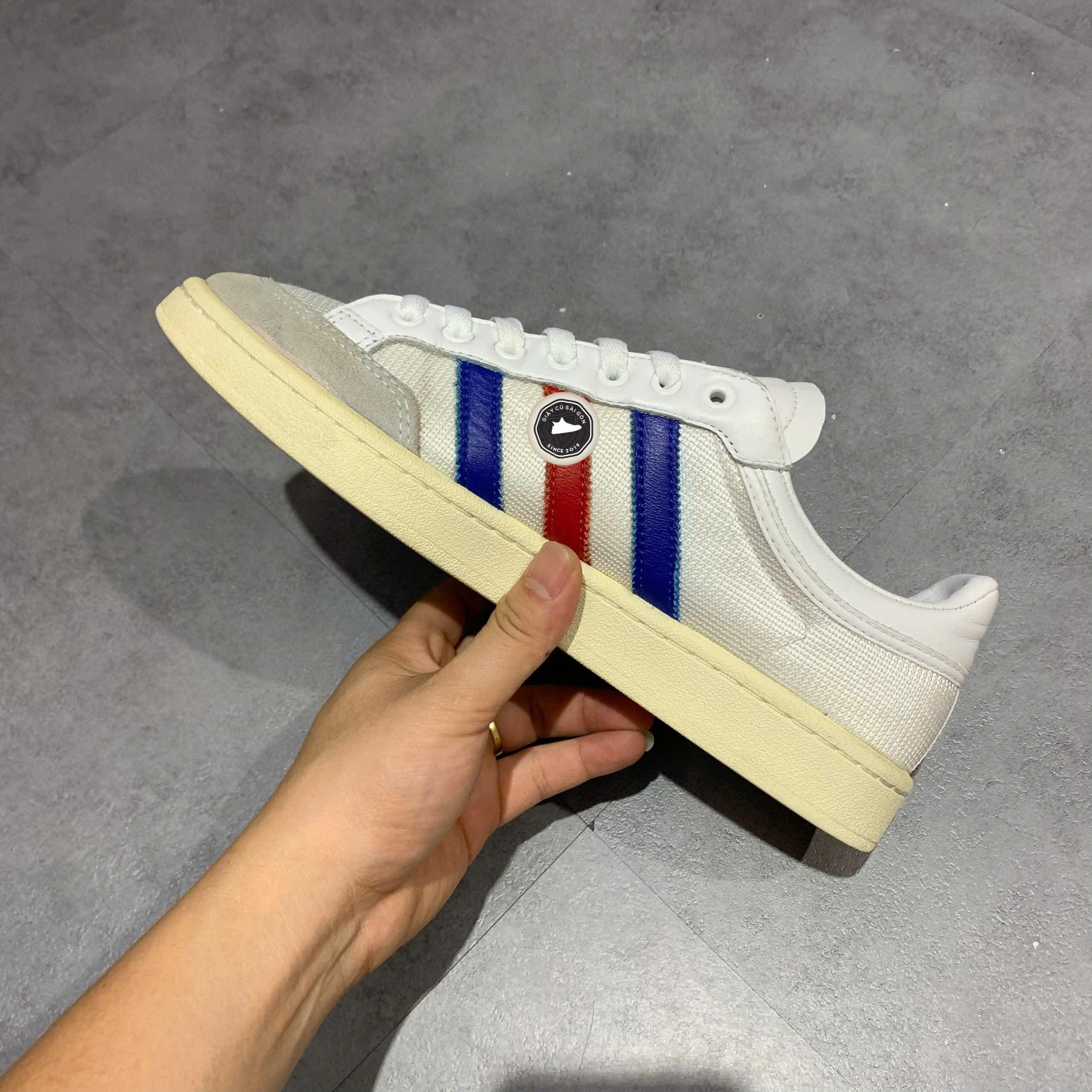 Giày 2hand AMERICANA LOW WHITE RED BLUE EF2508 SIZE 42 2/3 pvn17335
