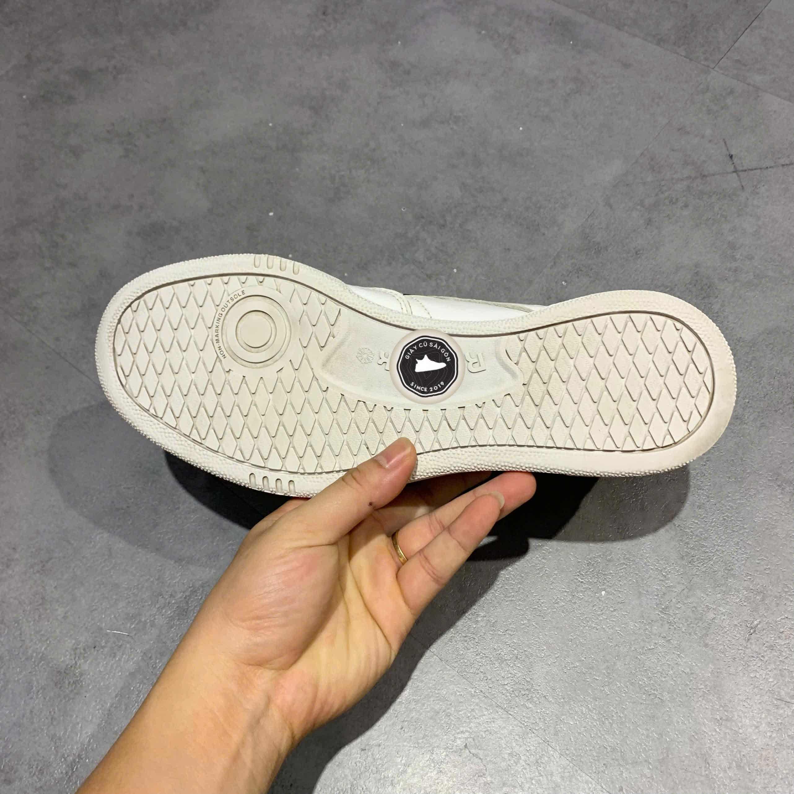 REEBOK 1Y3501 – GIÀY 2HAND