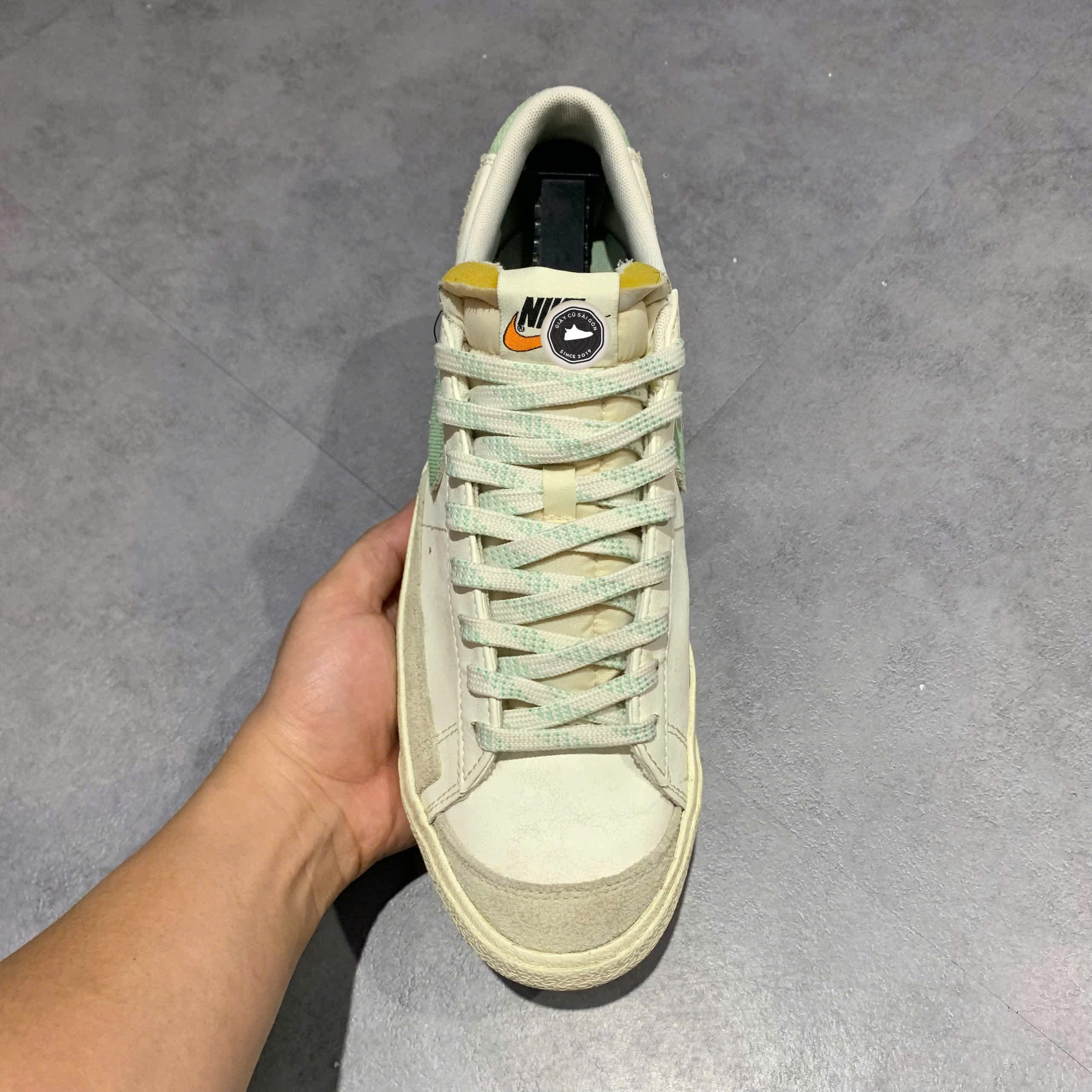 Giày 2hand 77 'Certified Fresh' DO9799-100 SIZE 44 pvn17455
