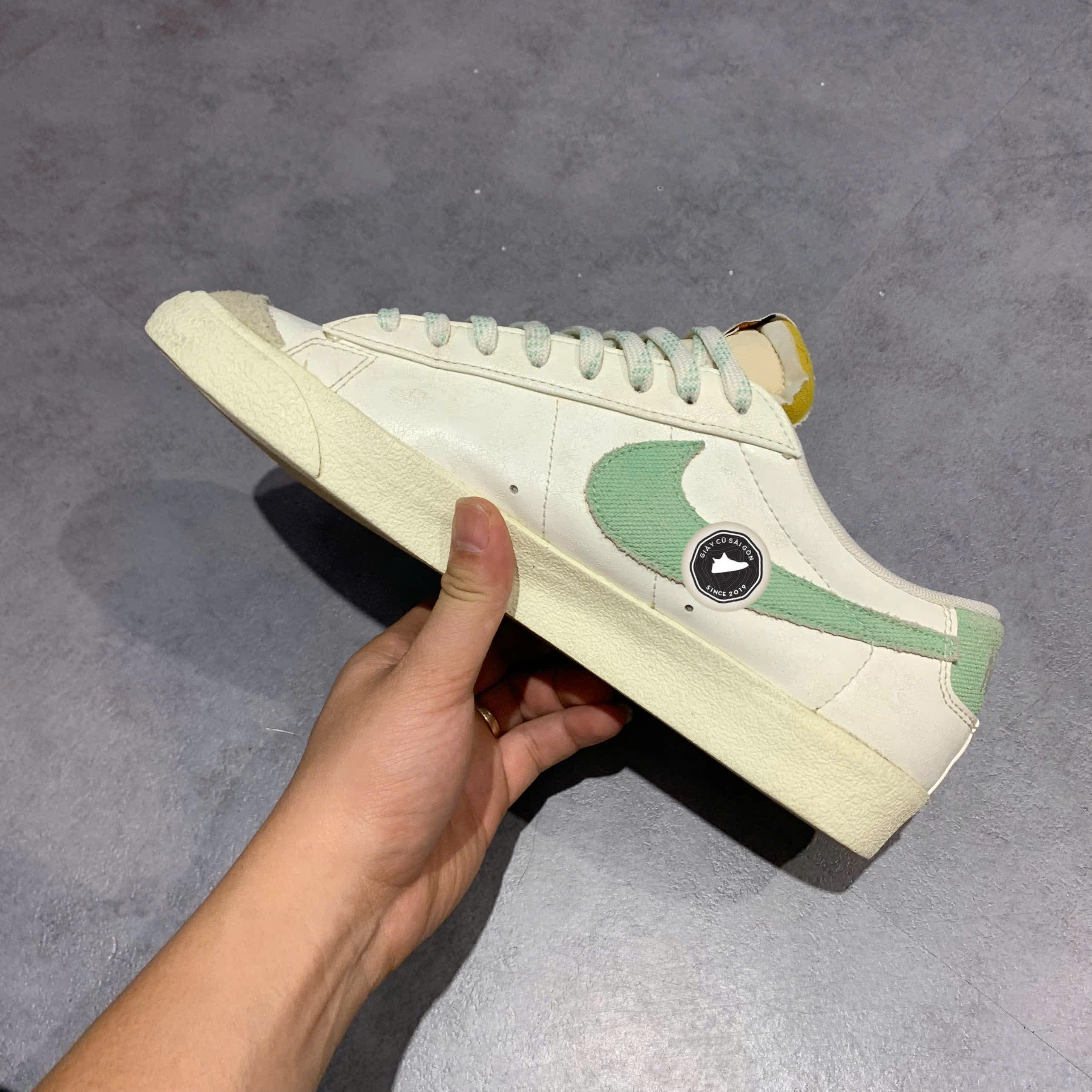 Giày 2hand 77 'Certified Fresh' DO9799-100 SIZE 44 pvn17455