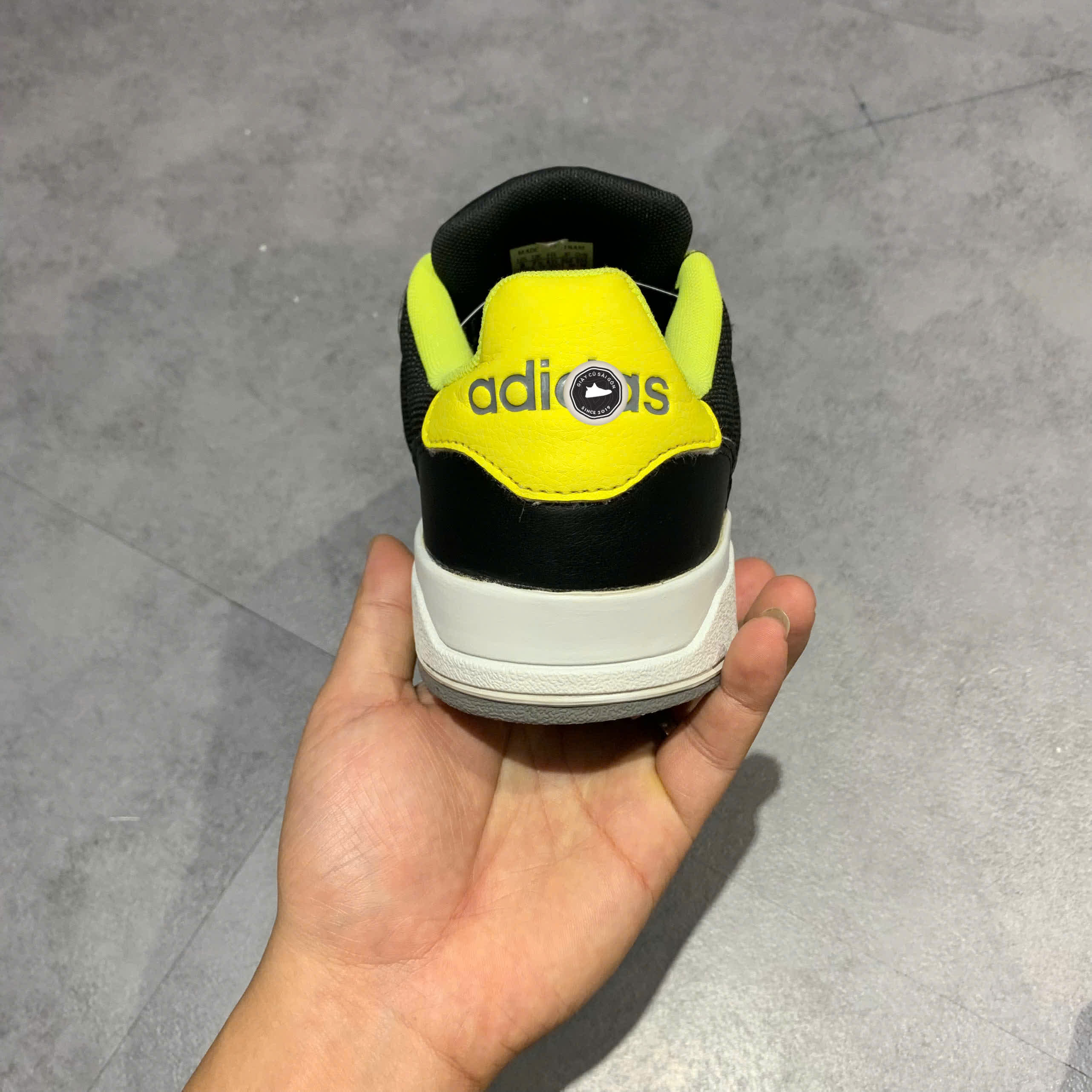 Giày 2hand neo Entrap 'Black Gray Yellow' EH1477 SIZE 41 1/3 pvn17304